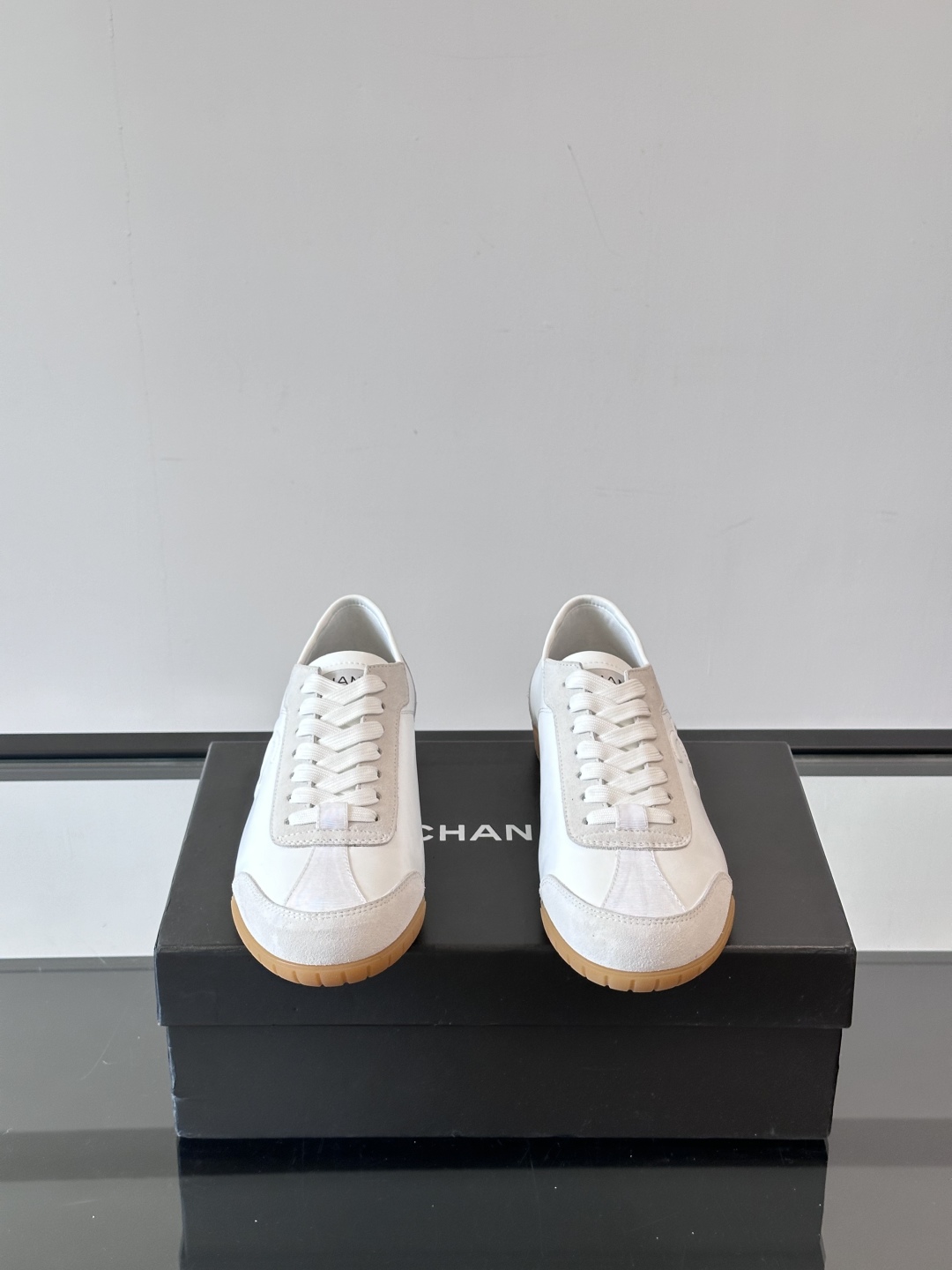 [TOP] Chanel Men's Sports Casual Shoes - White