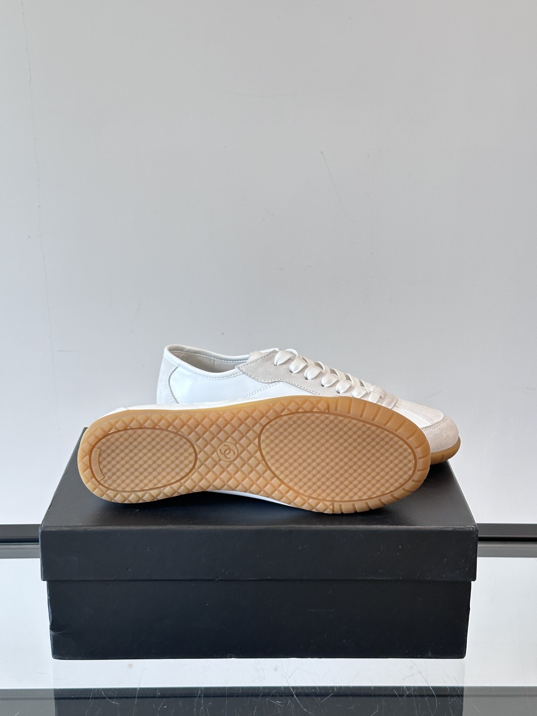[TOP] Chanel Men's Sports Casual Shoes - White