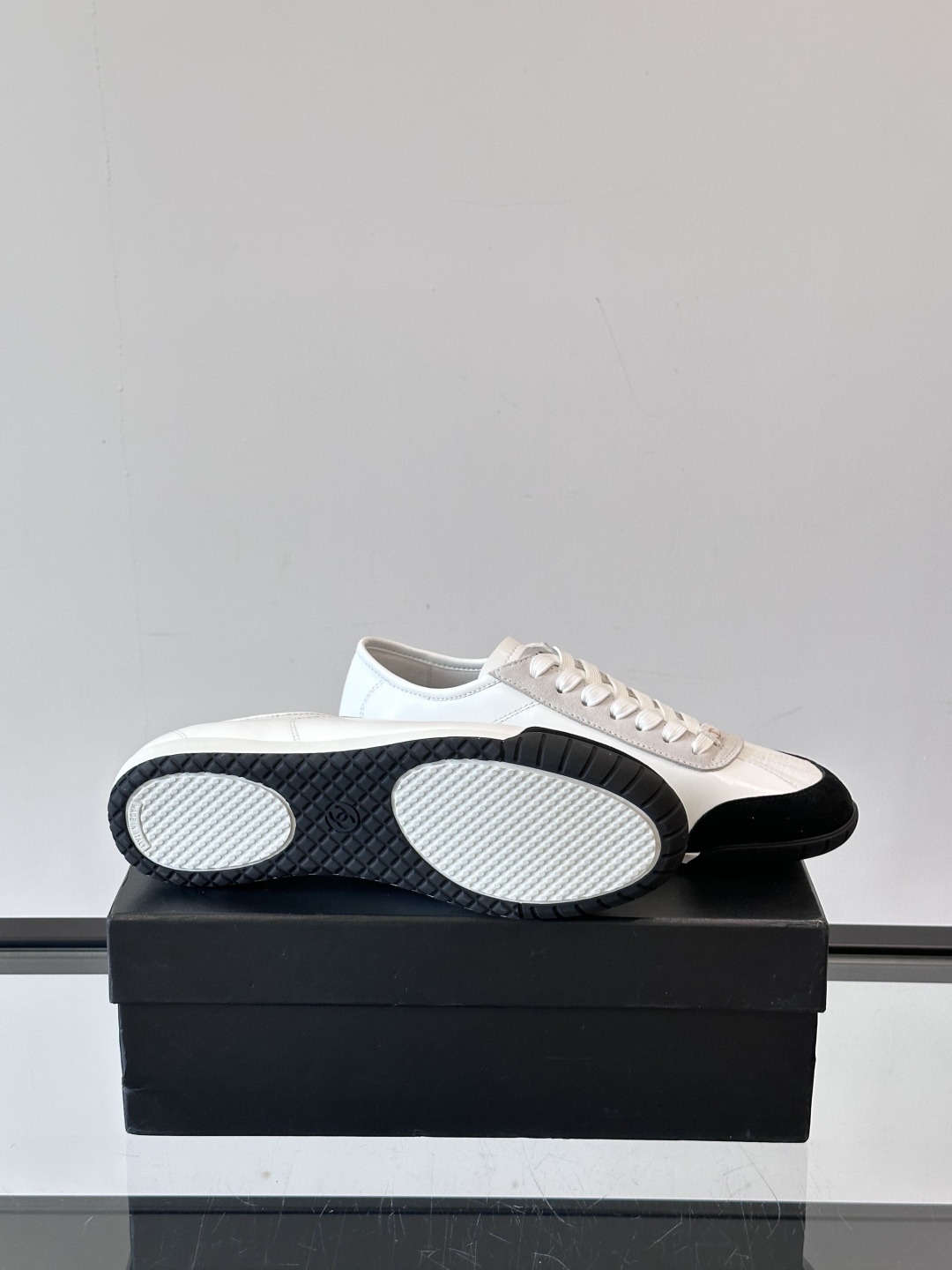 [TOP] Chanel Men's Sports Casual Shoes - 2 Colour