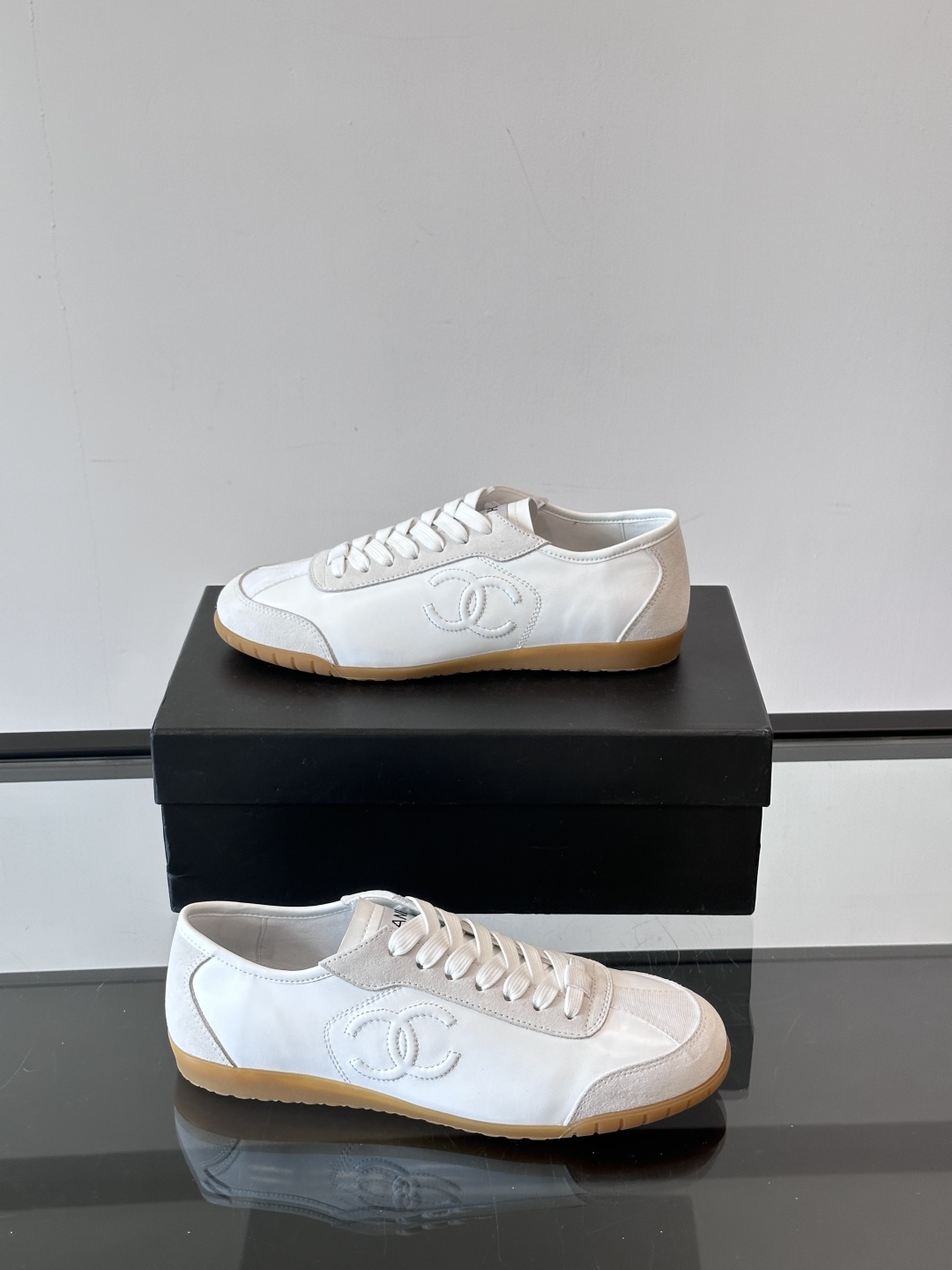 [TOP] Chanel Men's Sports Casual Shoes - White