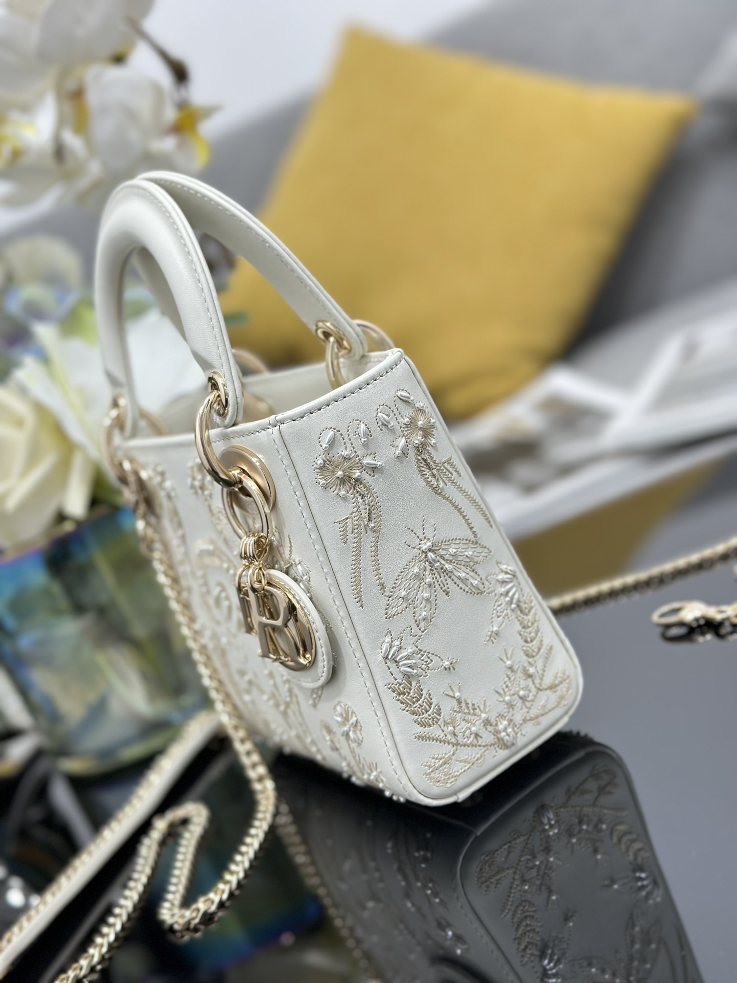 [TOP] Christian Dior Pearl Lady Christian Dior Bags 17x15x7cm/20x16.5x8cm - White