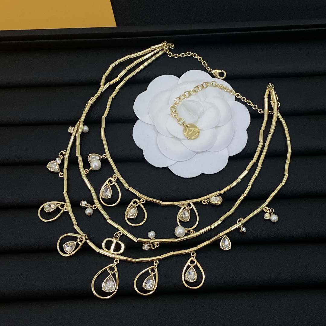 [TOP] Christian Dior Pearl Necklace - Gold