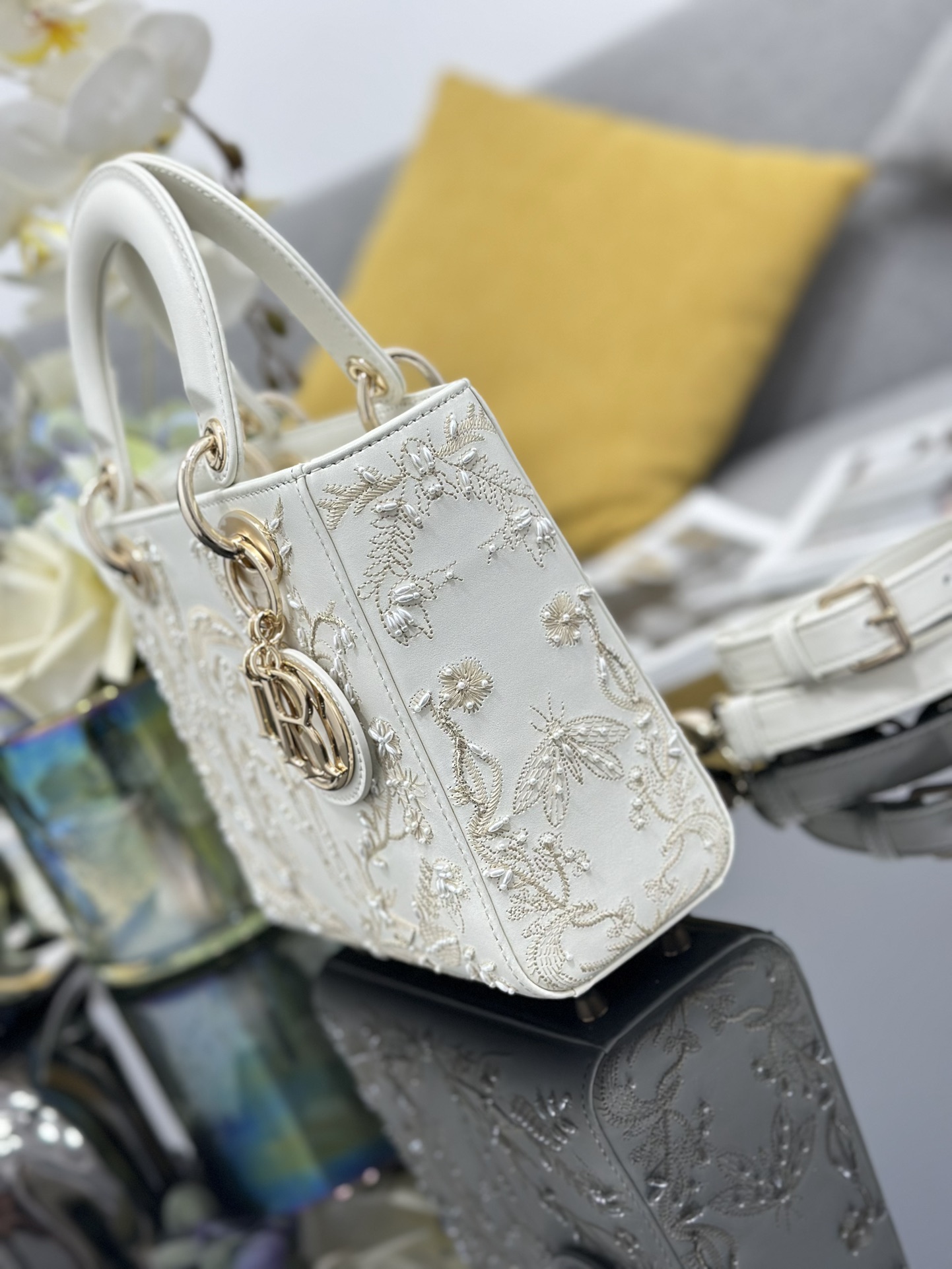 [TOP] Christian Dior Pearl Lady Christian Dior Bags 17x15x7cm/20x16.5x8cm - White