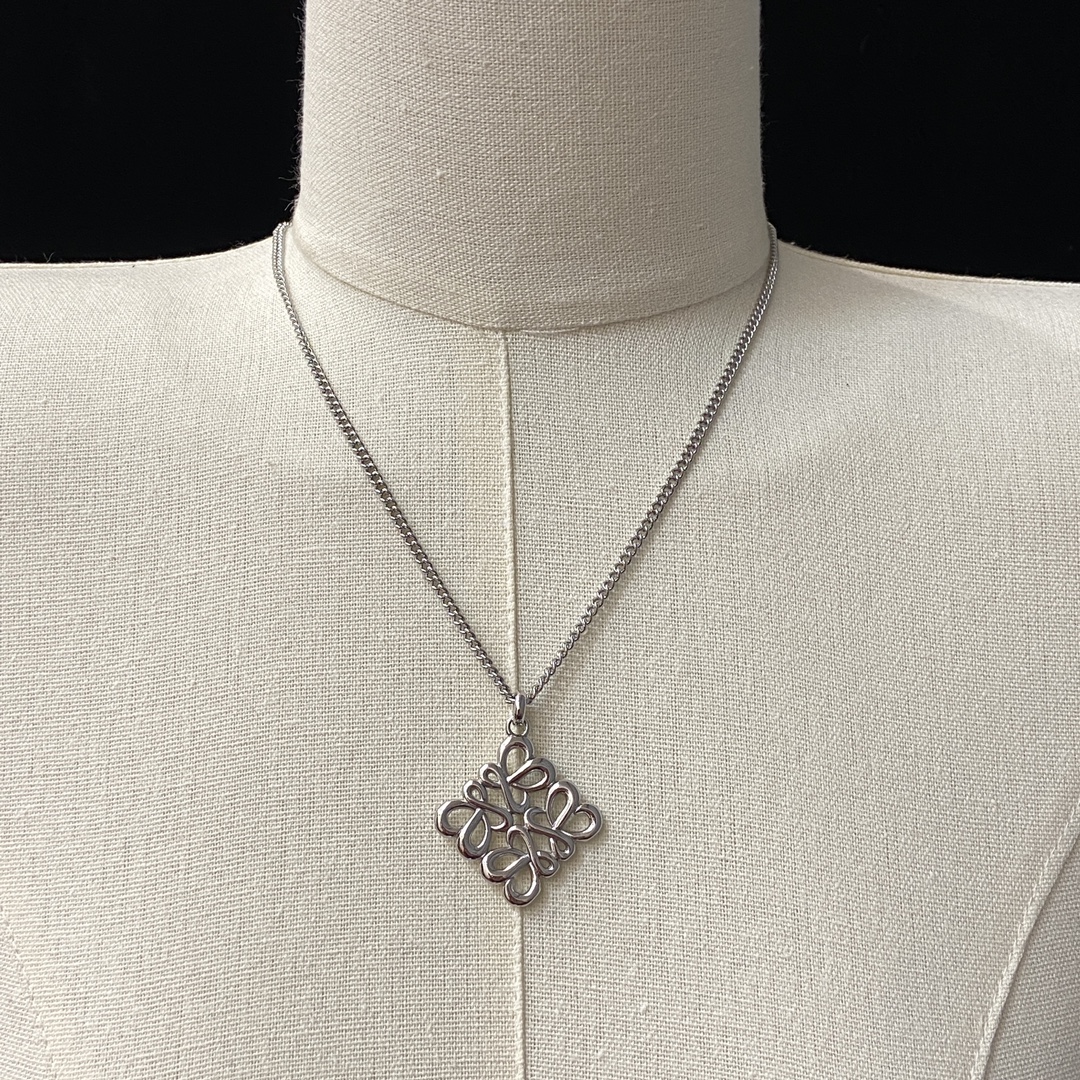 [TOP] LOEWE Logo Necklace - 2 Colour