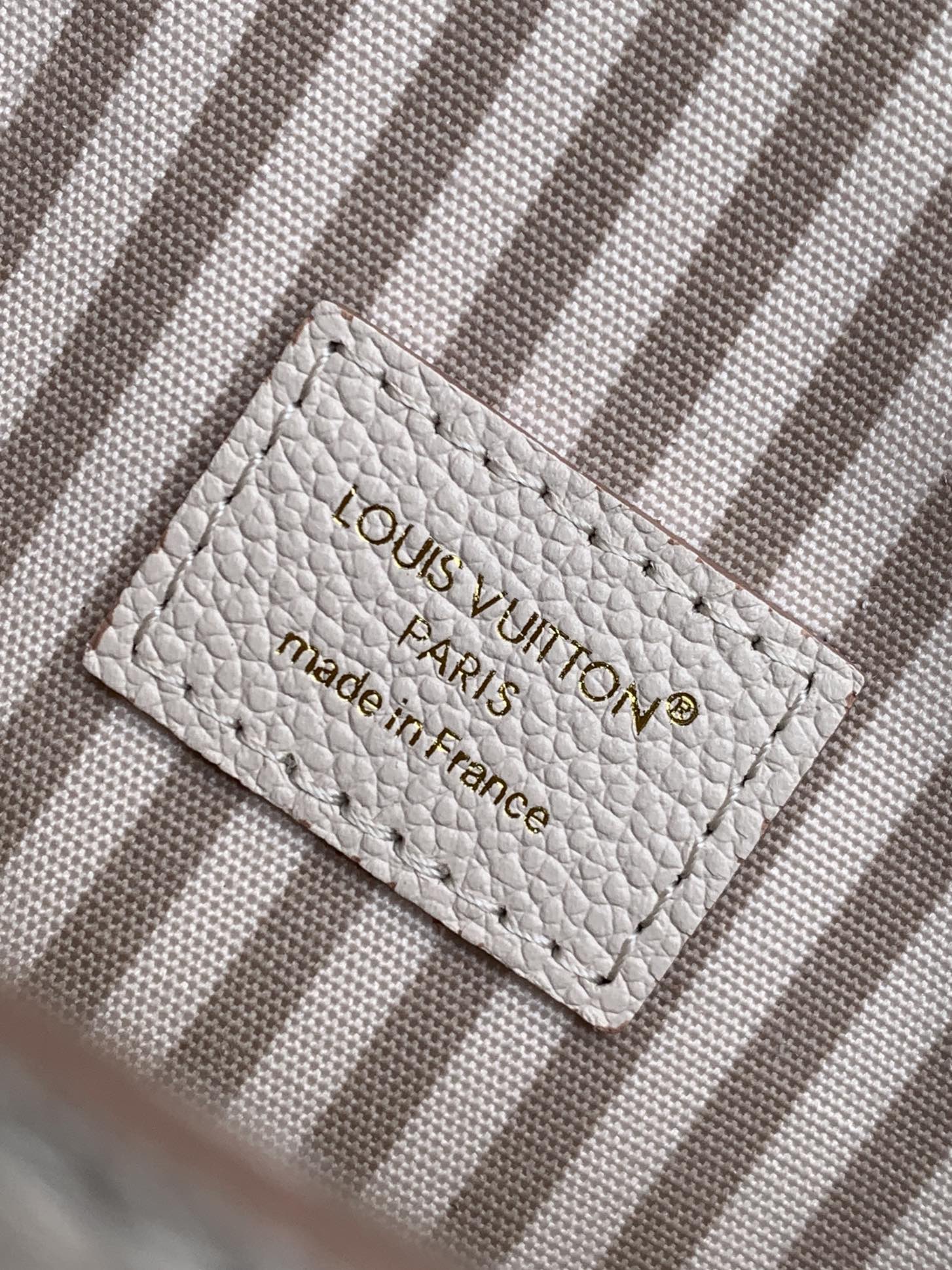 [TOP] Louis Vuitton LV Nano Diane Handbag 19 x 10.5 x 6 cm - White