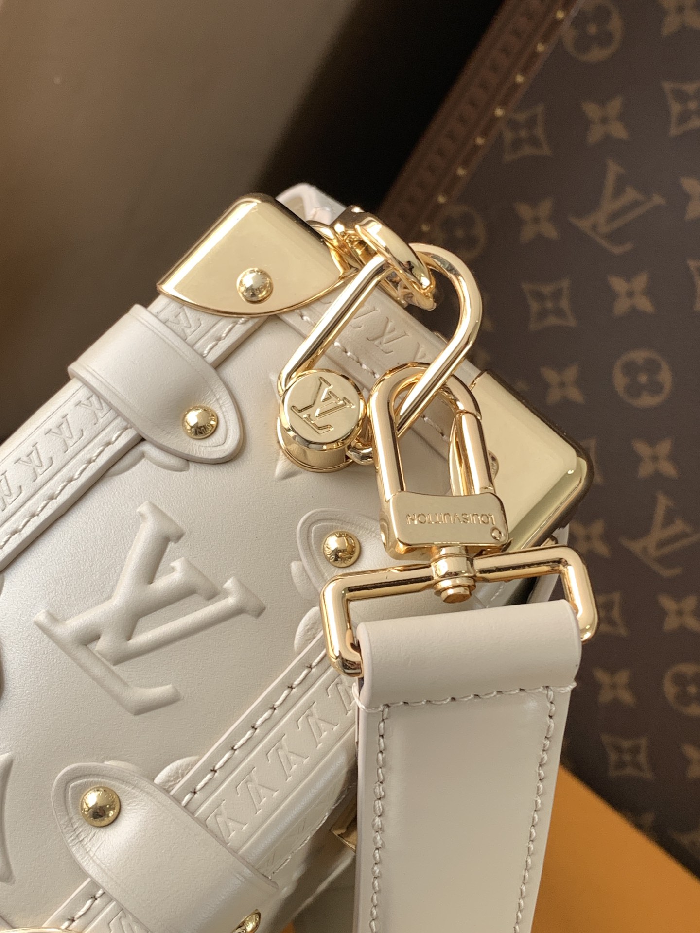[TOP] Louis Vuitton LV Side Trunk Medium-Sized Handbag 12*7.5*19cm - Beige
