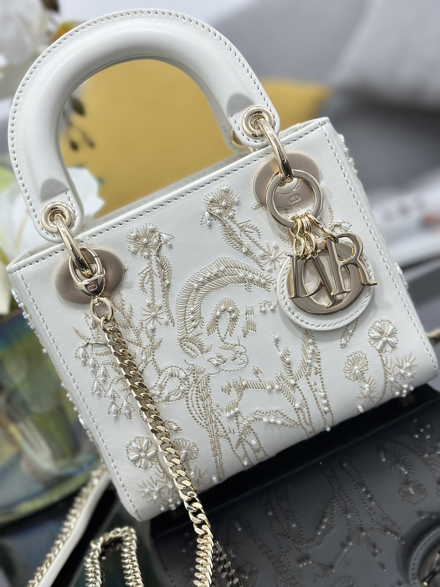 [TOP] Christian Dior Pearl Lady Christian Dior Bags 17x15x7cm/20x16.5x8cm - White