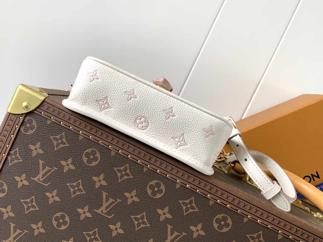 [TOP] Louis Vuitton LV Nano Diane Handbag 19 x 10.5 x 6 cm - White