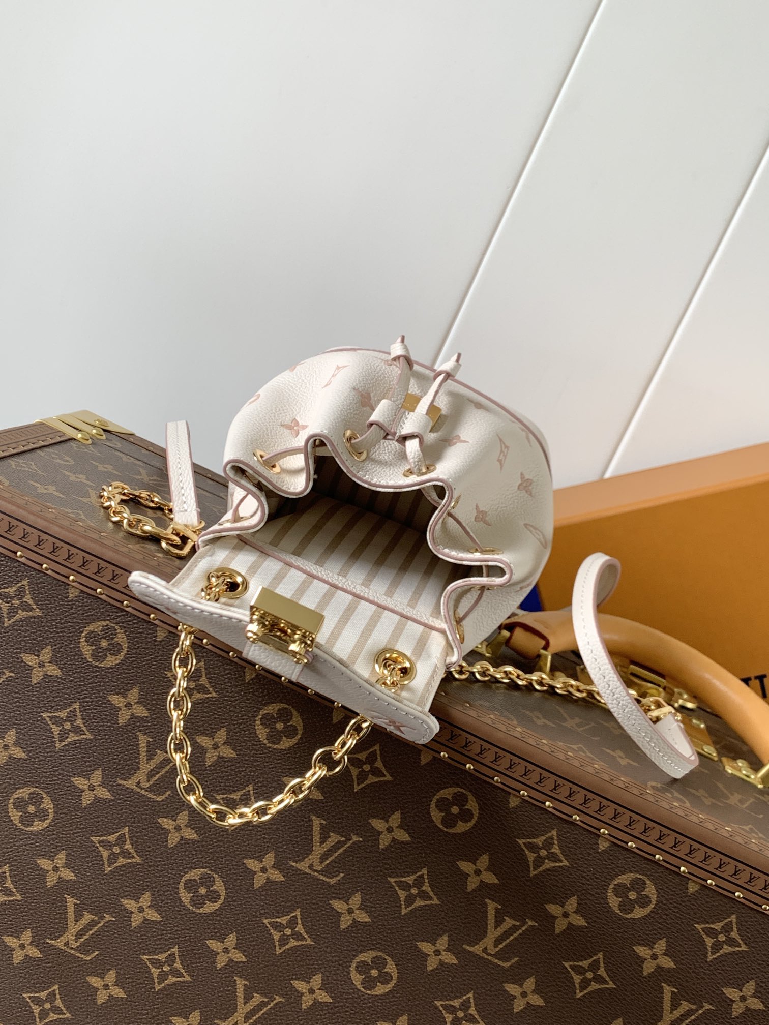 [TOP] Louis Vuitton LV Nano Noe Backpack 15*10*19cm - White