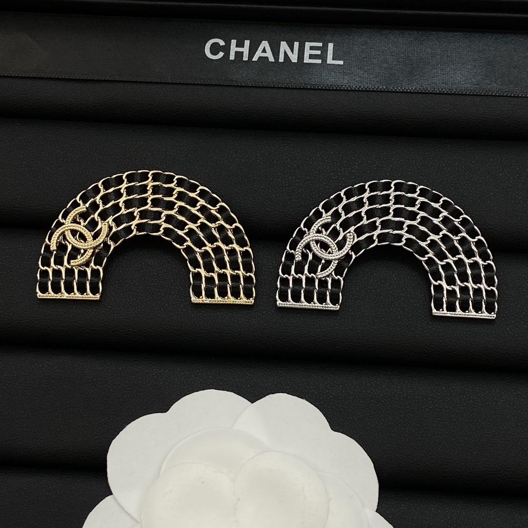 [TOP] CHANEL Brooch - 2 Colors
