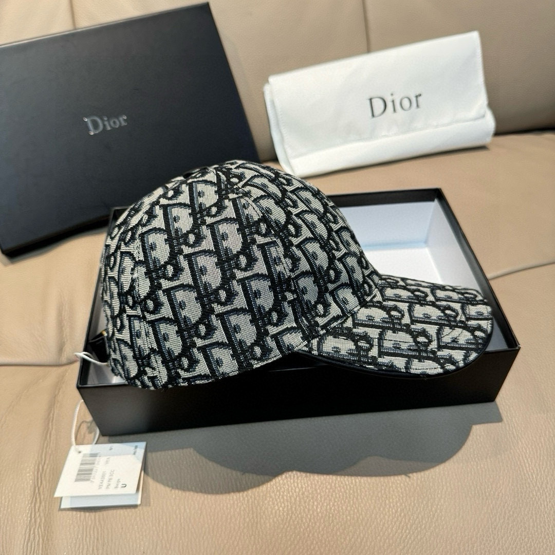 [TOP] Christian Dior Baseball Hat - Black