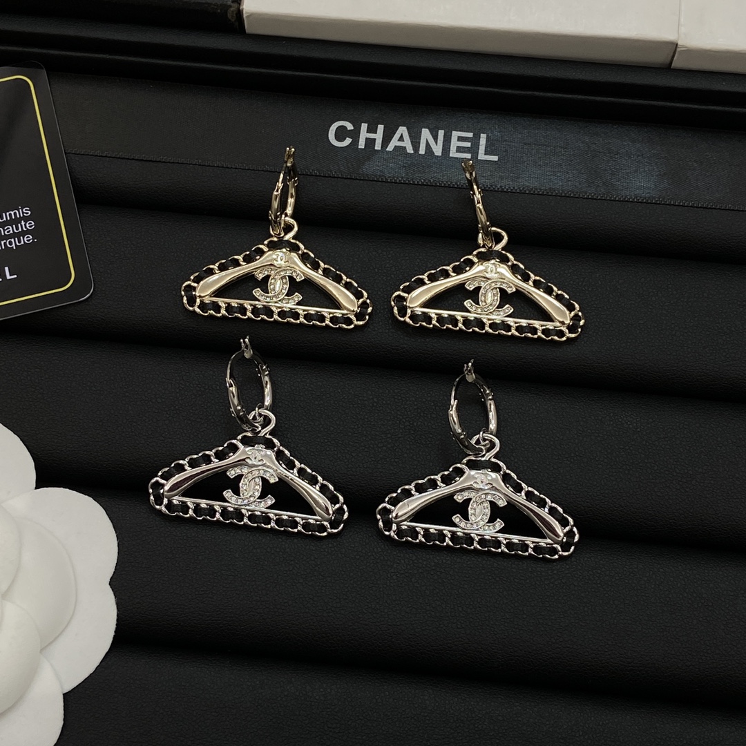 [TOP] CHANEL CC Earrings - 2 Colors