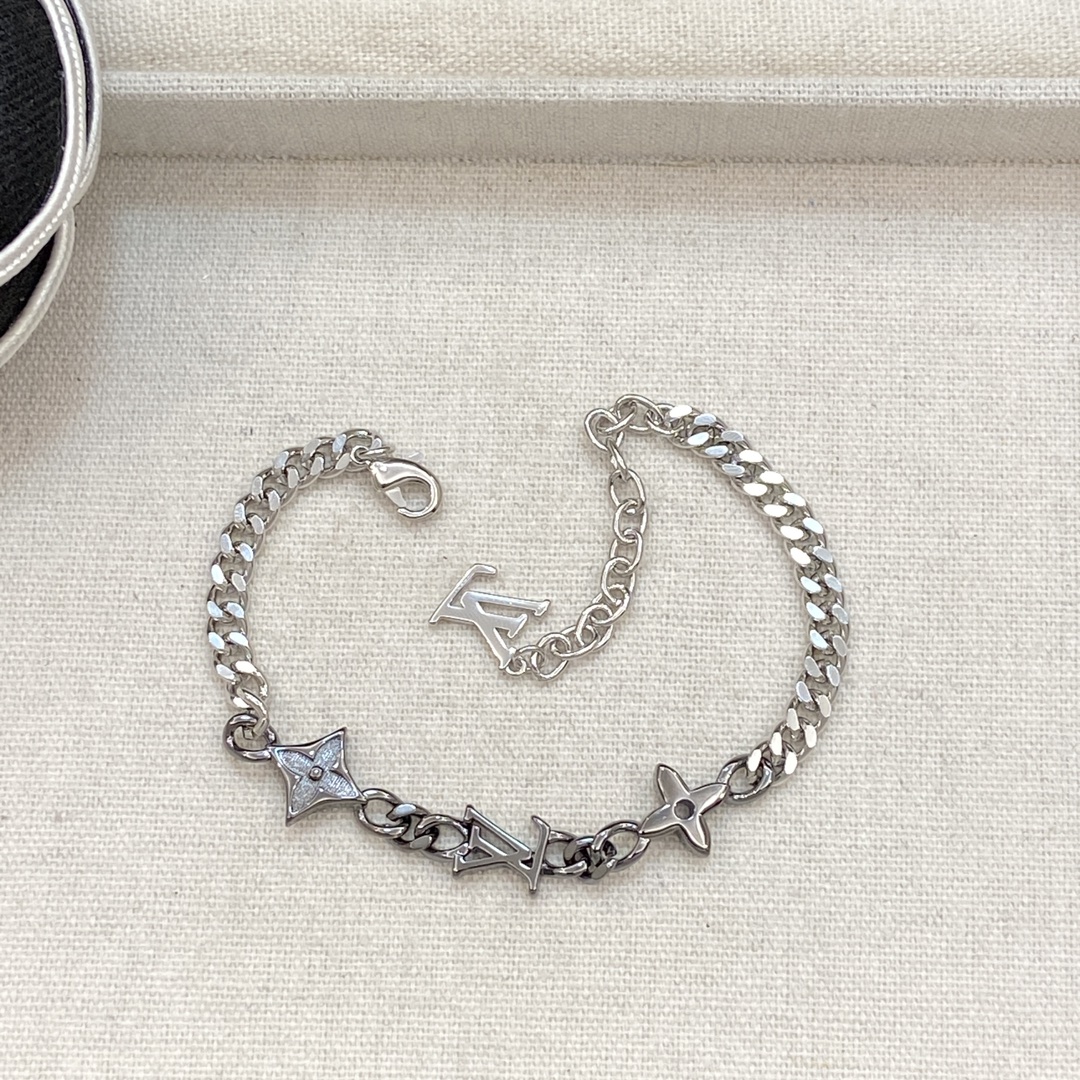 [TOP] Louis Vuitton LV Bracelets - 3 Colour