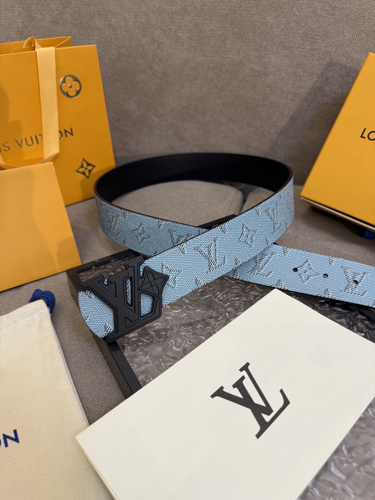 [TOP] Louis Vuitton LV  Belt - Blue