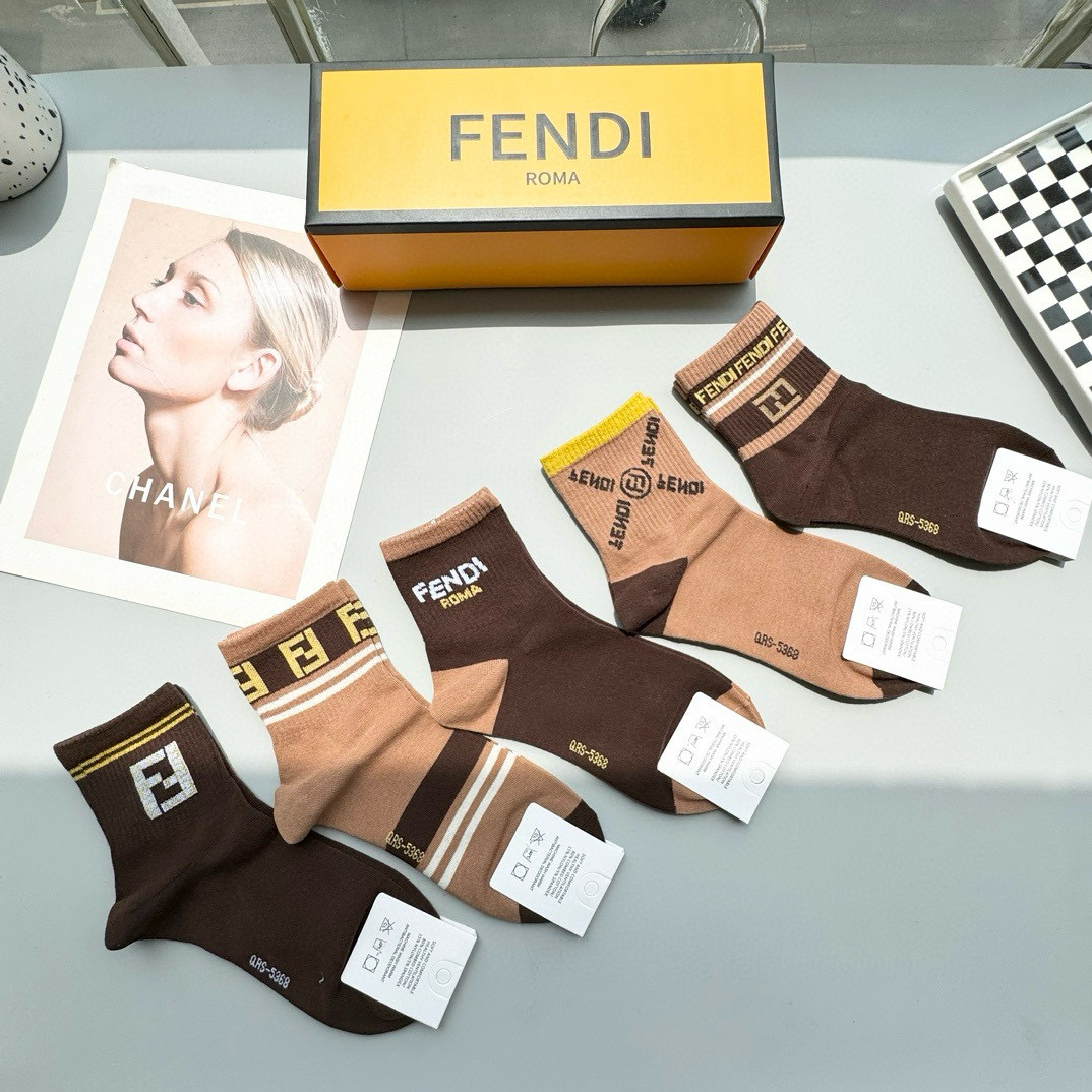 [TOP] FENDI Socks - 5 Pieces as a Set