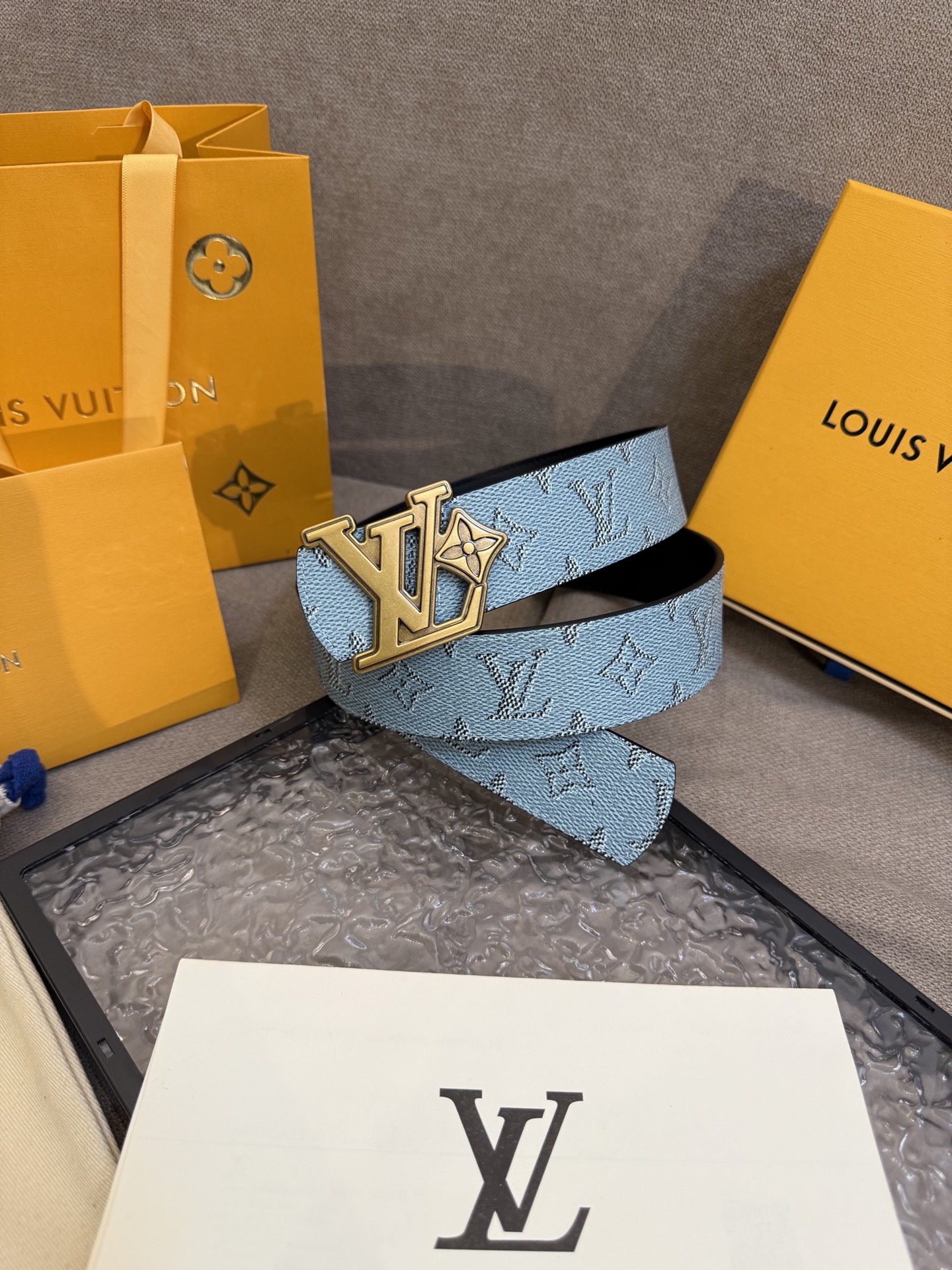 [TOP] Louis Vuitton LV  Belt - Blue