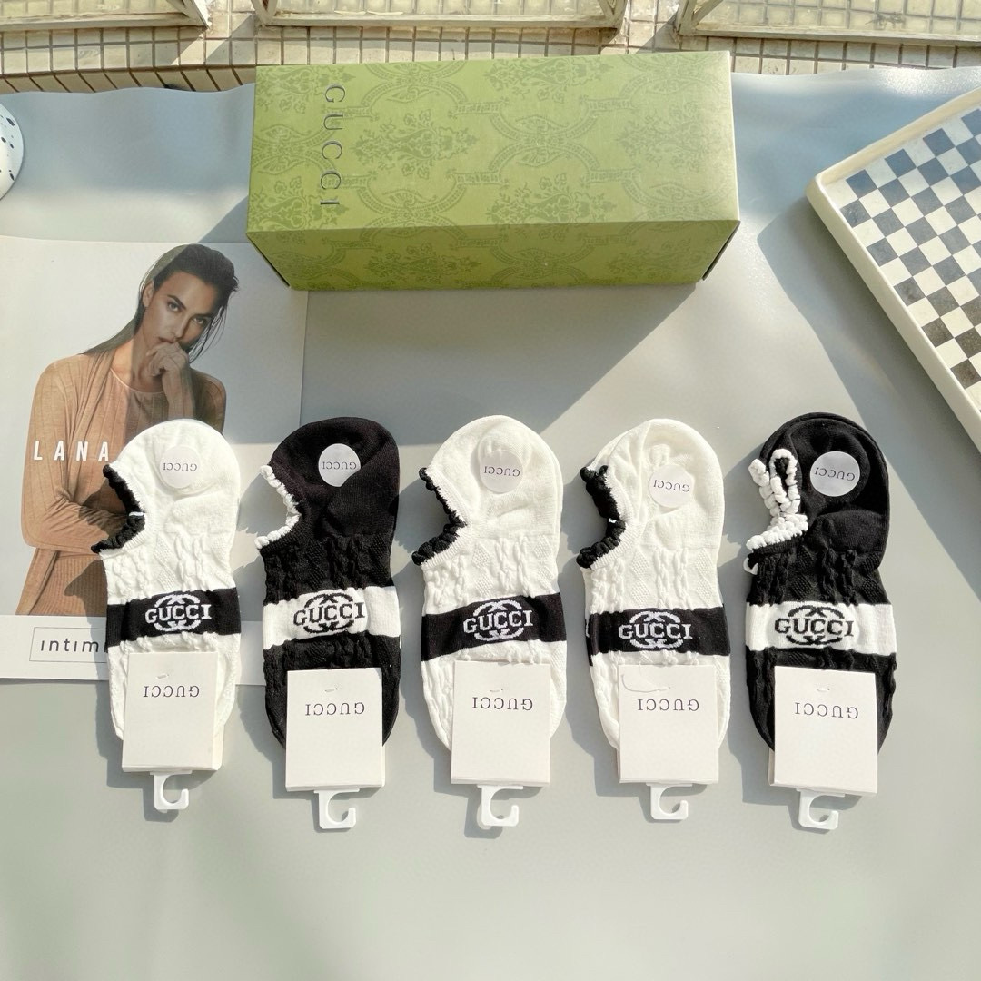 [TOP] GUCCI Socks - 5 Pieces as a Set