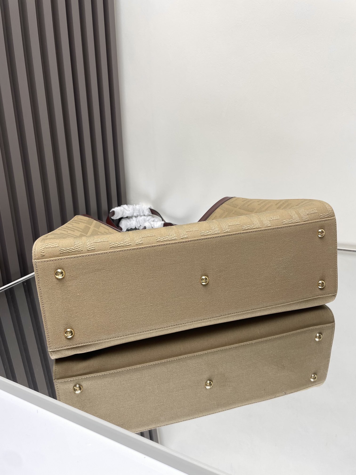 [TOP] FENDI FF Peekaboo Bag 41x16x30cm - Beige