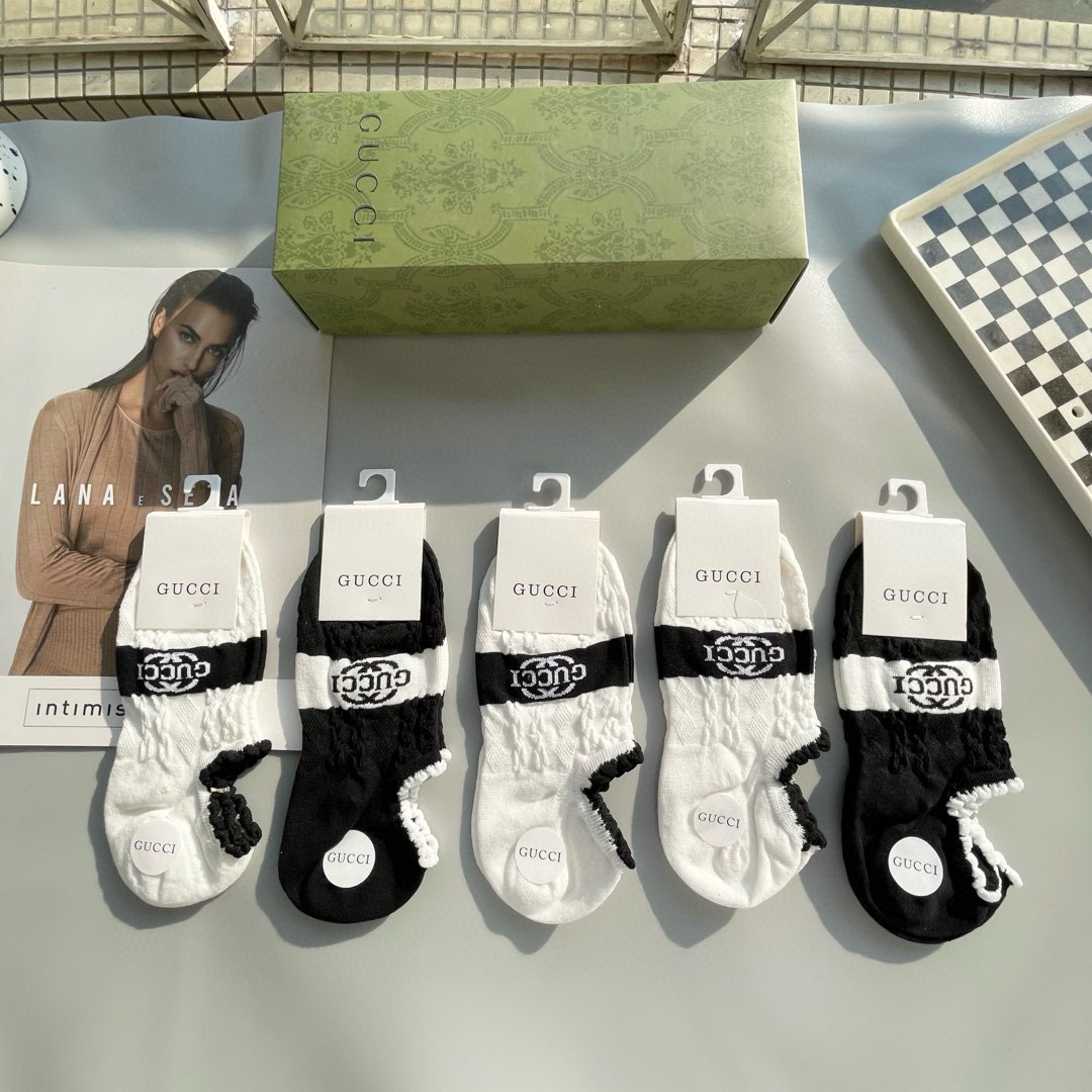 [TOP] GUCCI Socks - 5 Pieces as a Set