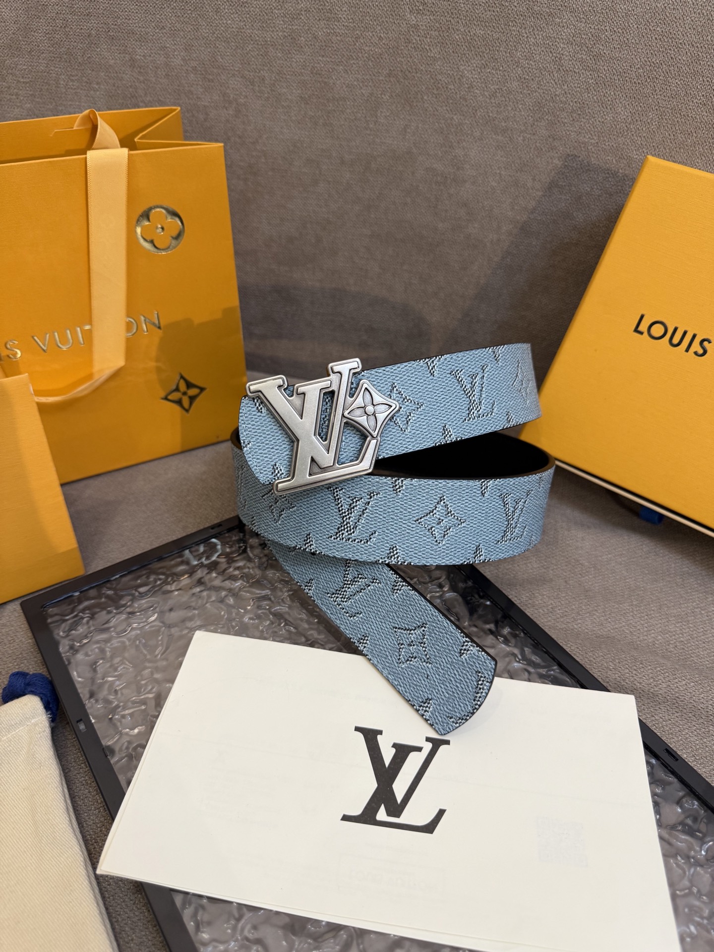 [TOP] Louis Vuitton LV  Belt - Blue