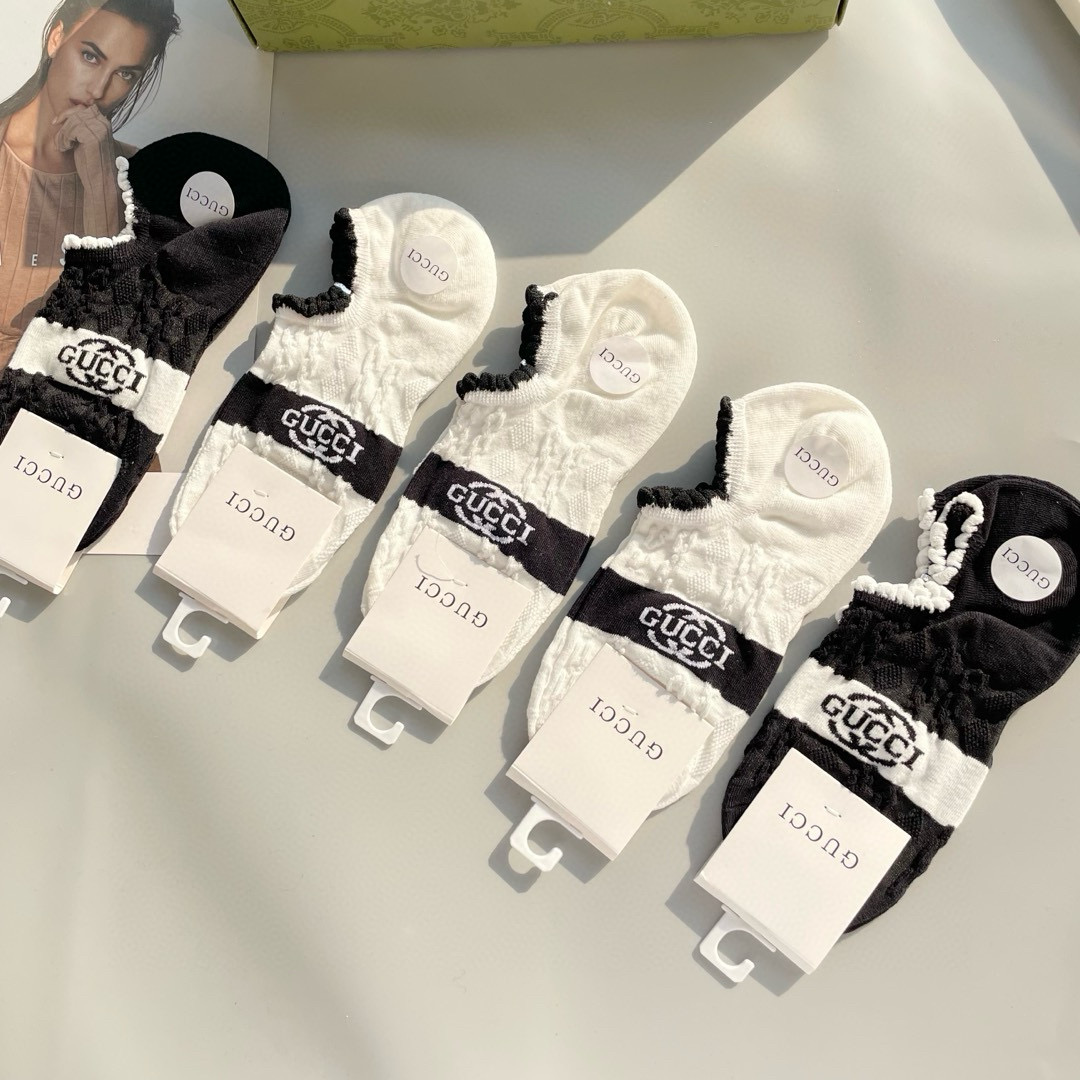 [TOP] GUCCI Socks - 5 Pieces as a Set