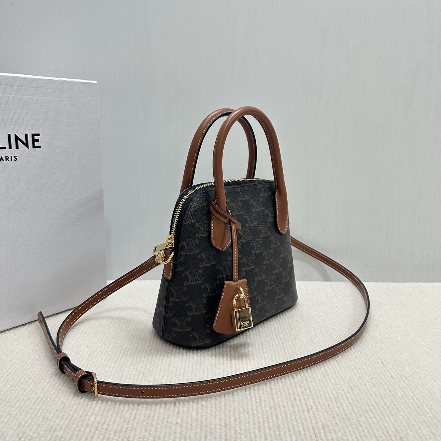 [TOP] CELINE Teen Honorine Bag 22x17.5x9.5cm - Brown
