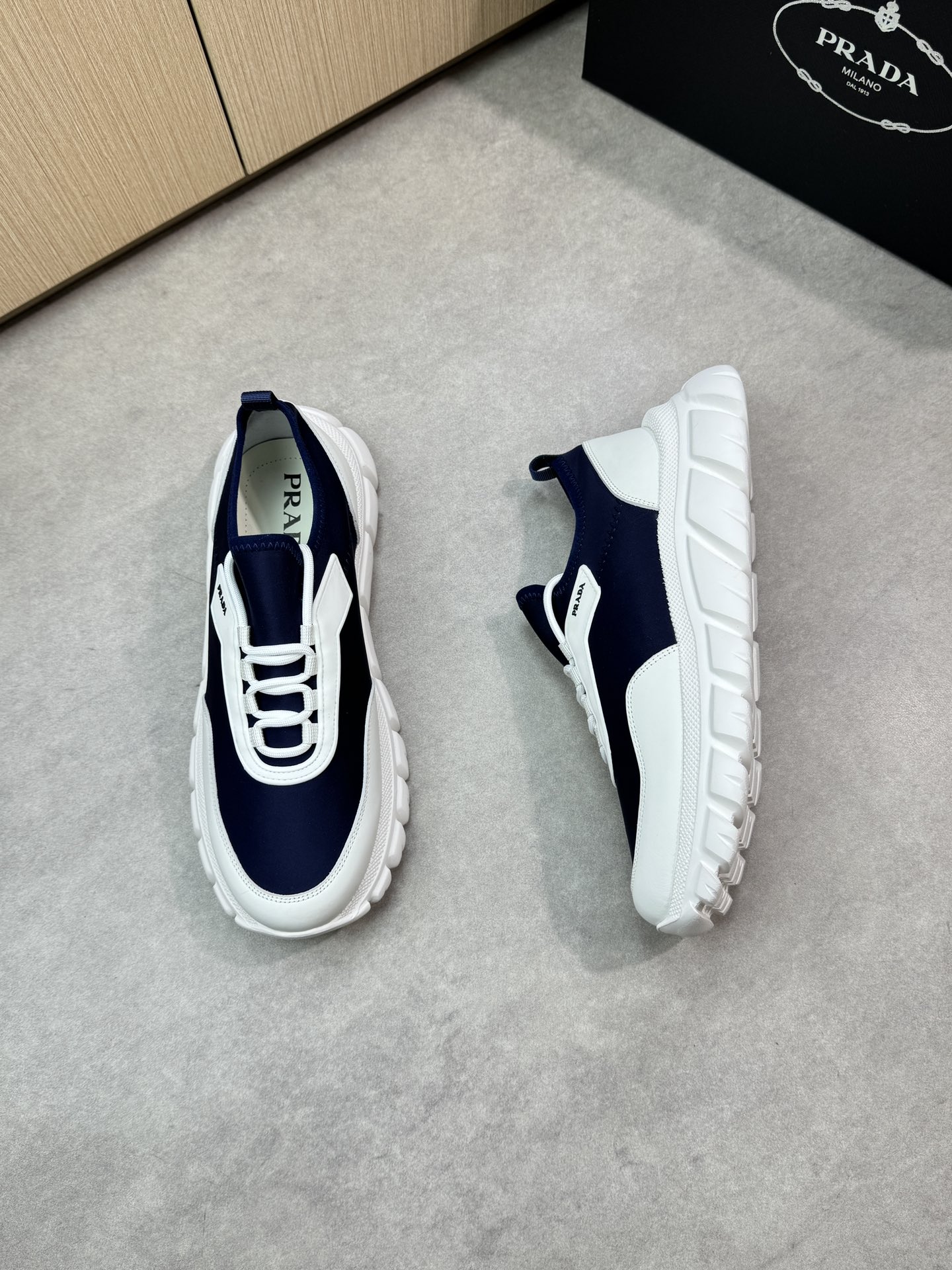 [TOP] PRADA Men's Casual Sports Shoes - 4 Colors