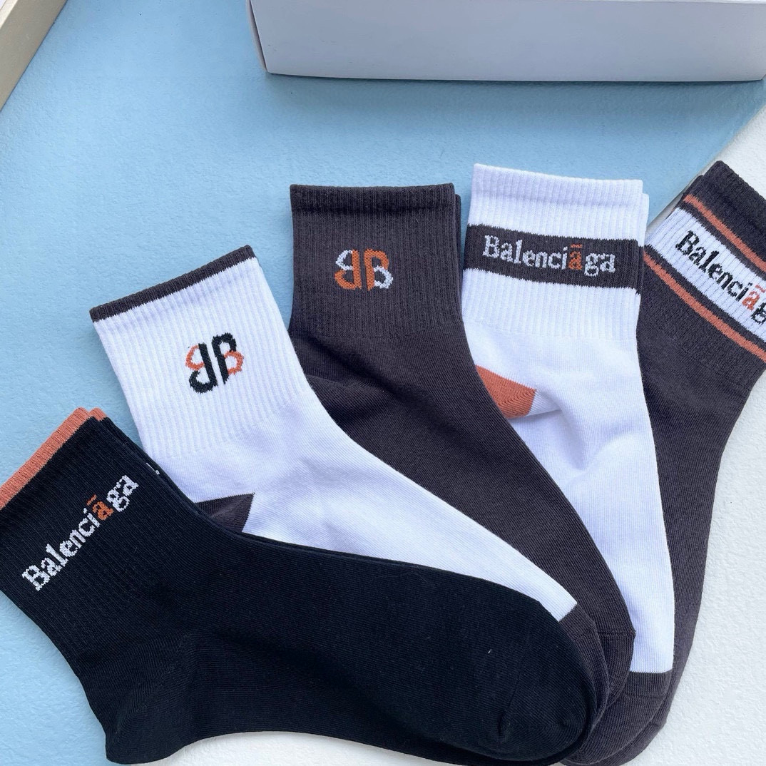 [TOP] BALENCIAGA Socks - 5 Pieces as a Set