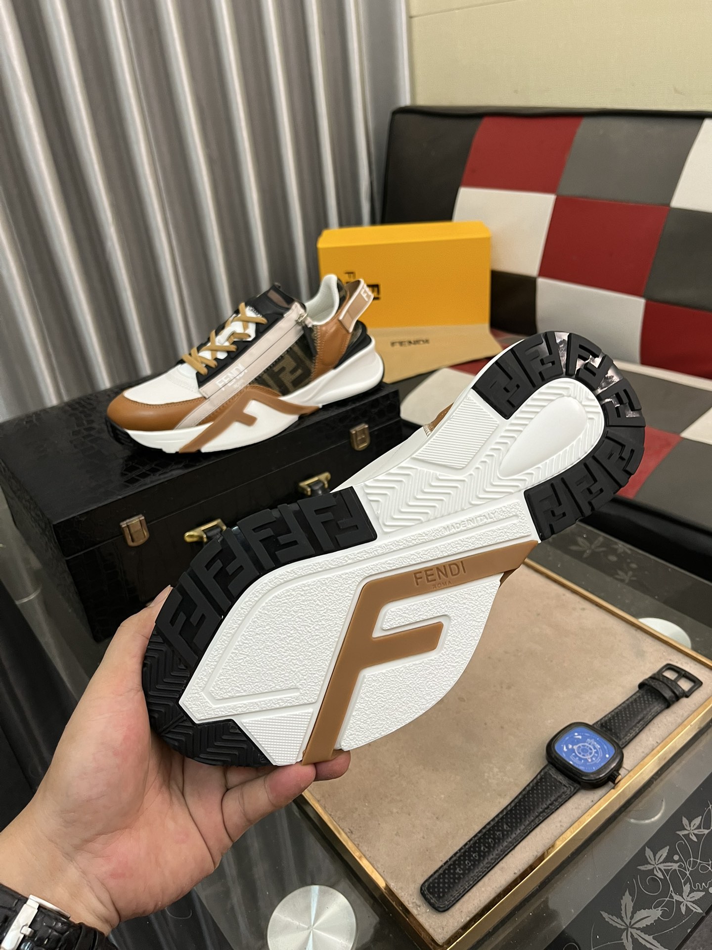 [TOP] FENDI Men's Casual Shoes - 4 Colour