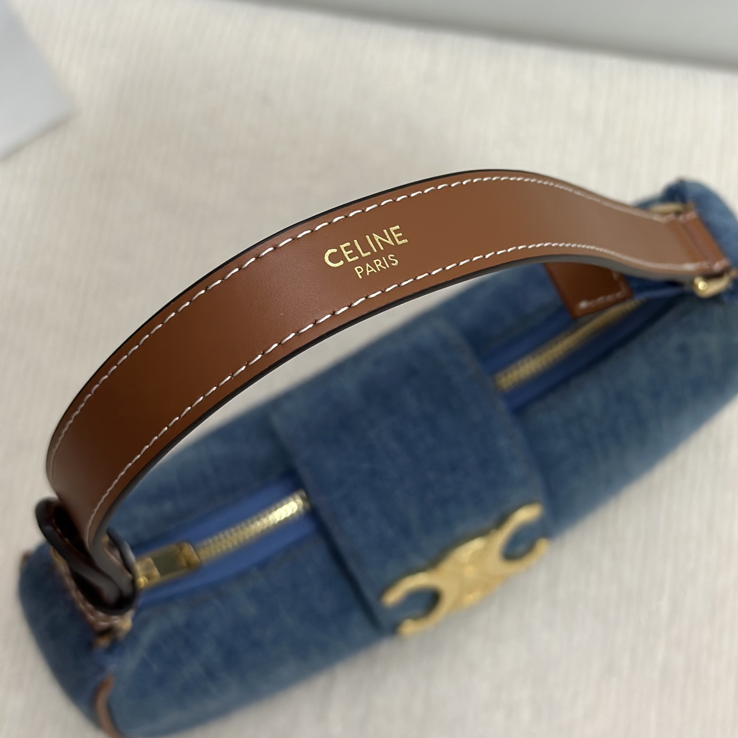 [TOP] CELINE Ava Bag 23x13.5x6cm - Denim Blue