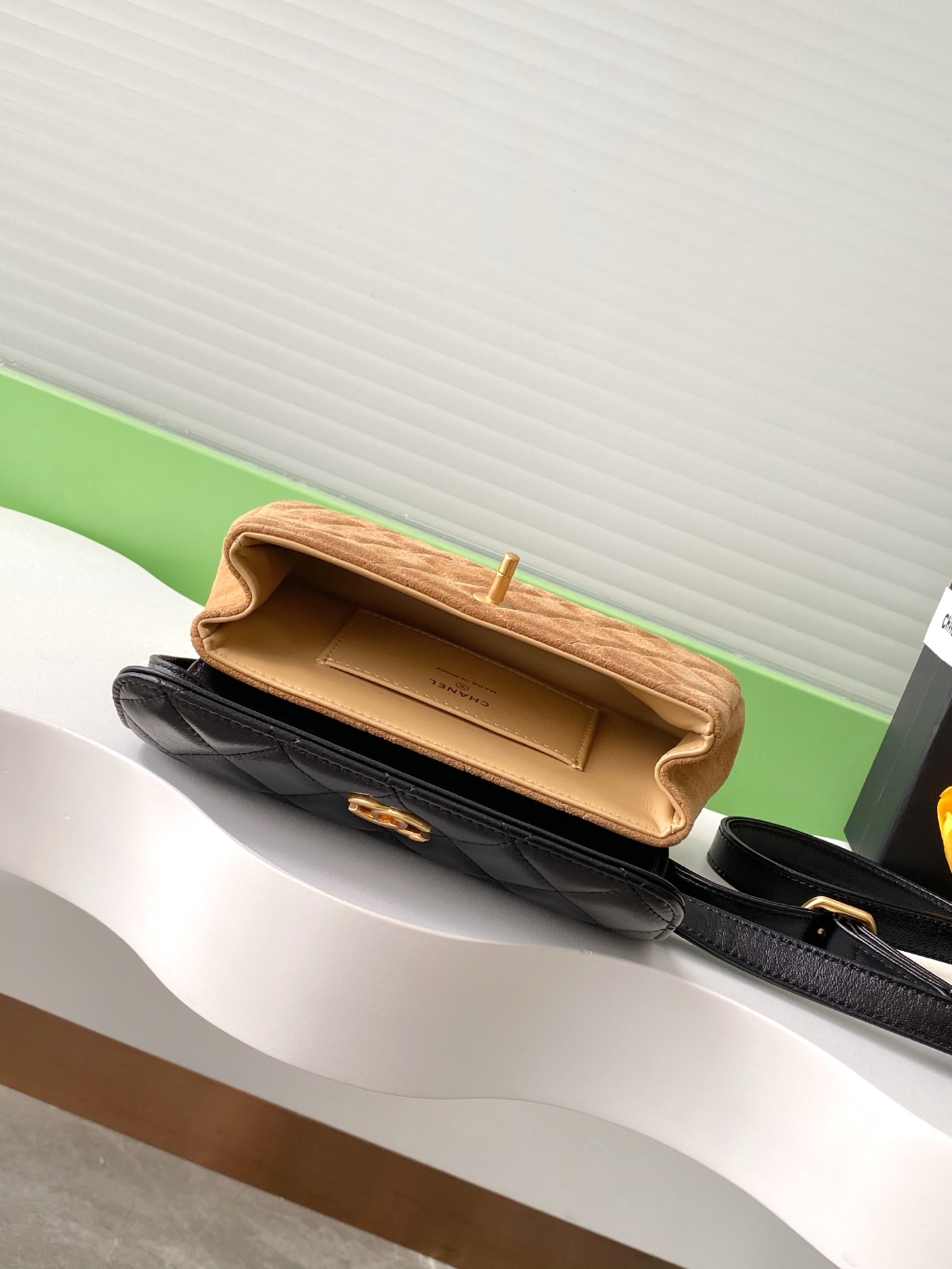 [TOP] CHANEL Suede Bag  11.5-19.5-5 cm - Brown