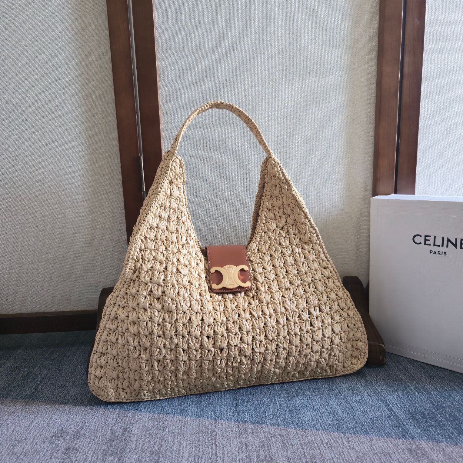[TOP] CELINE Cabas Triangle Bag 45x23x6cm - Beige
