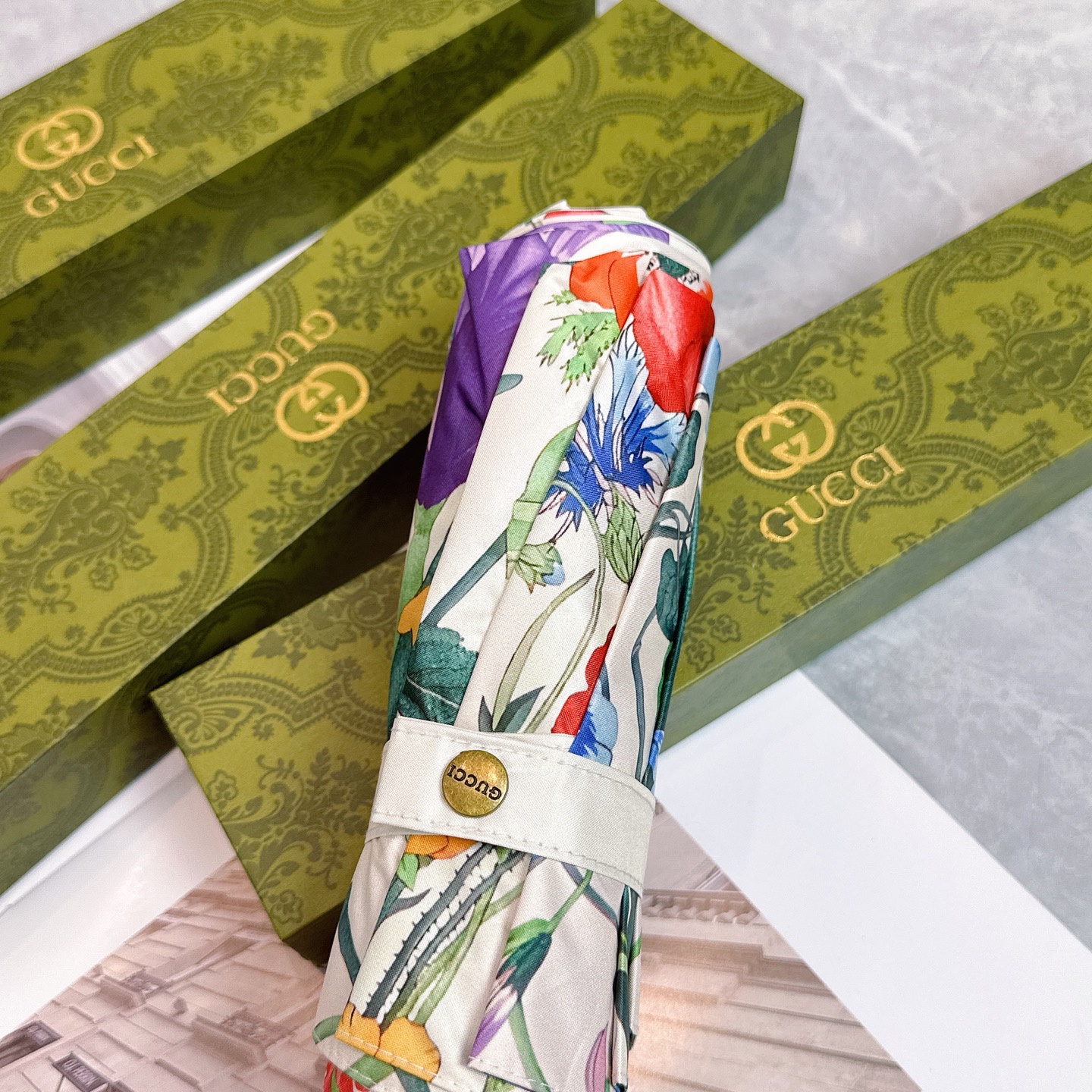 [TOP] GUCCI Umbrella - Beige