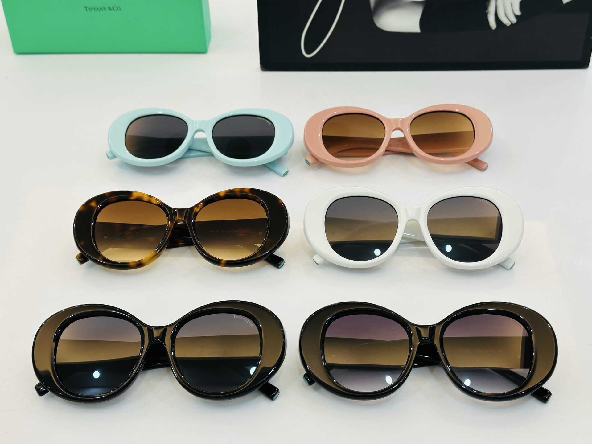 [TOP] Tiffany & Co Sunglasses - 6 Colors