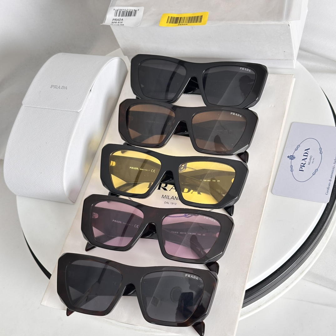[TOP] PRADA Sunglasses - 5 Colors