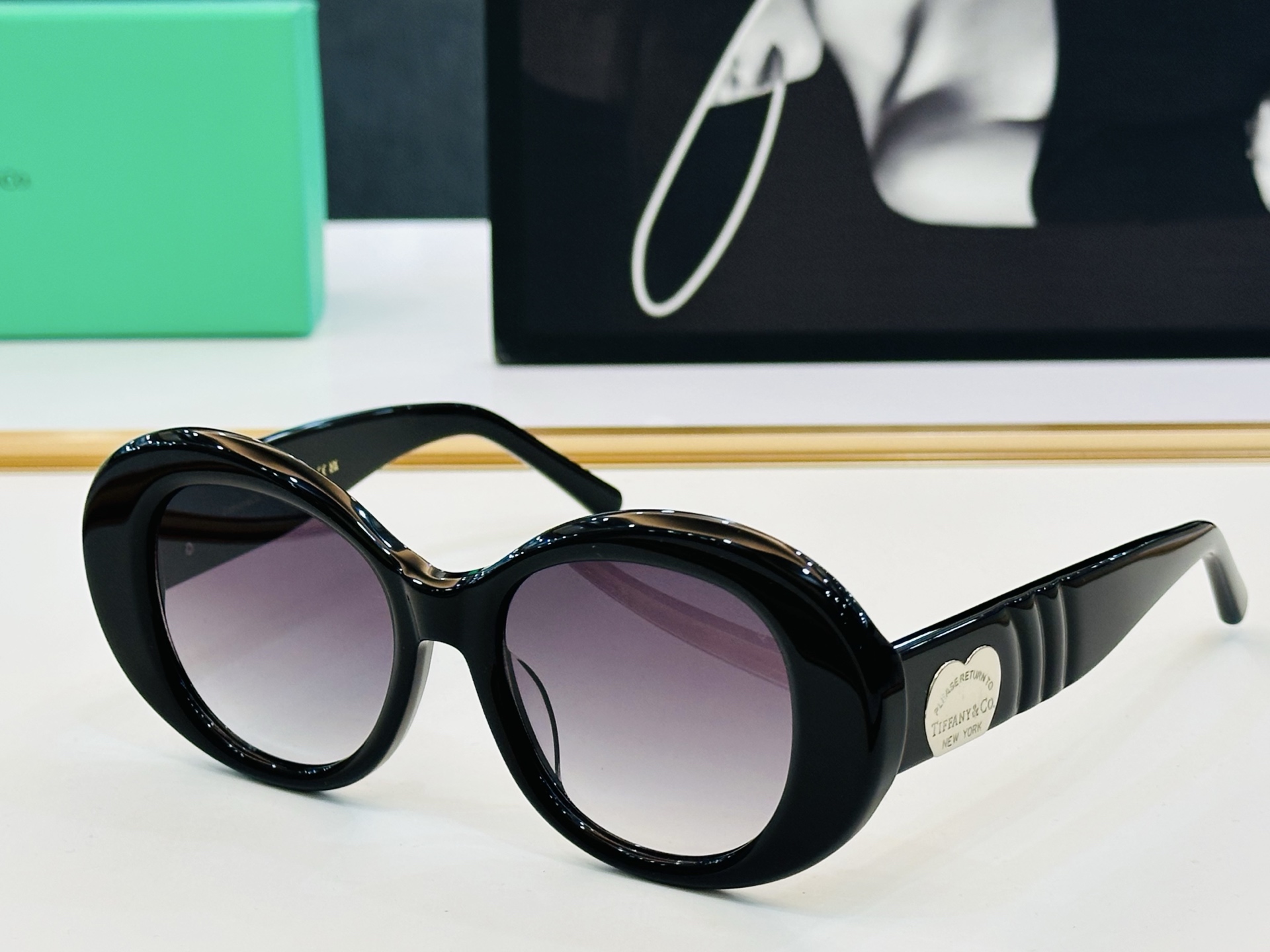 [TOP] Tiffany & Co Sunglasses - 6 Colors