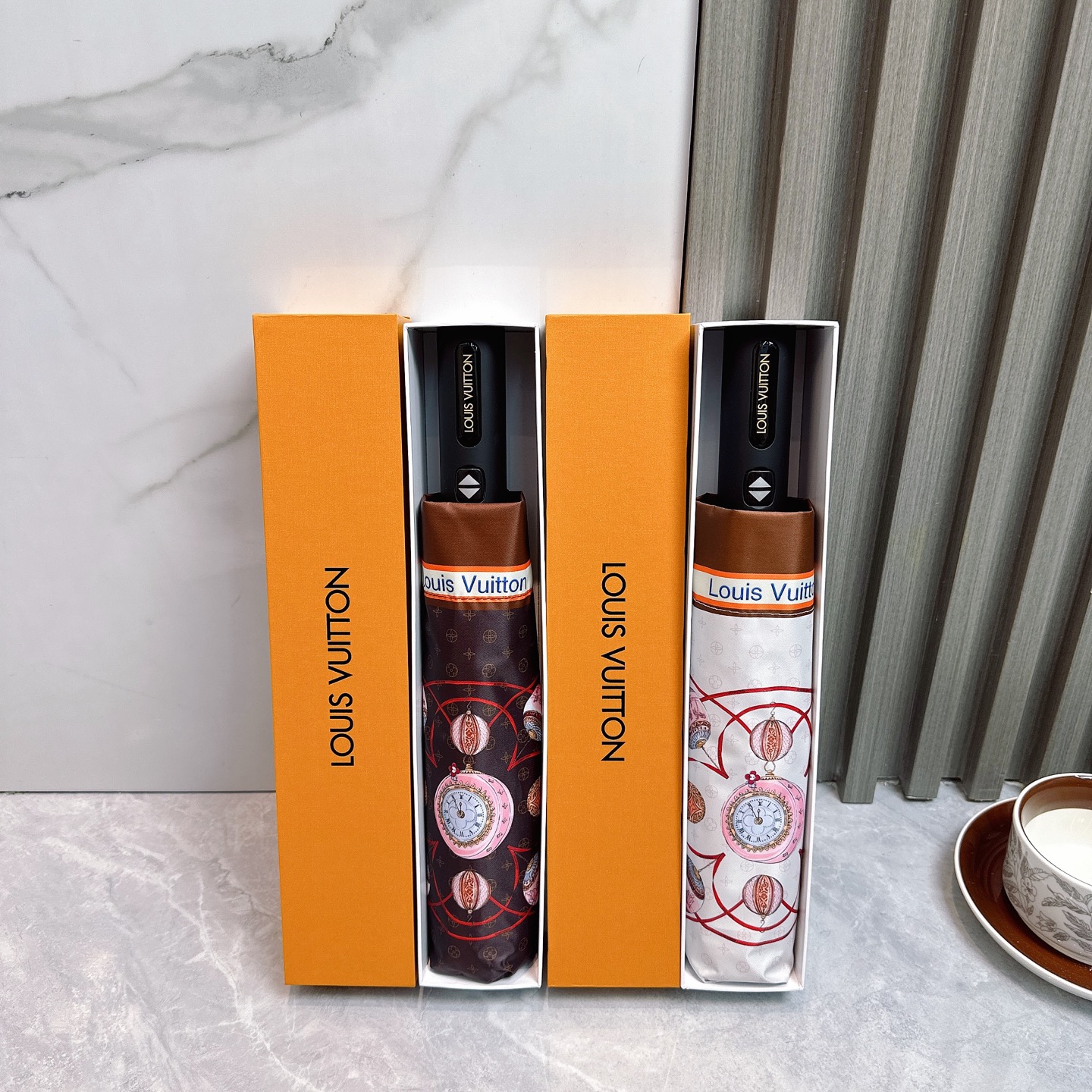 [TOP] Louis Vuitton LV Umbrella - 2 Colors