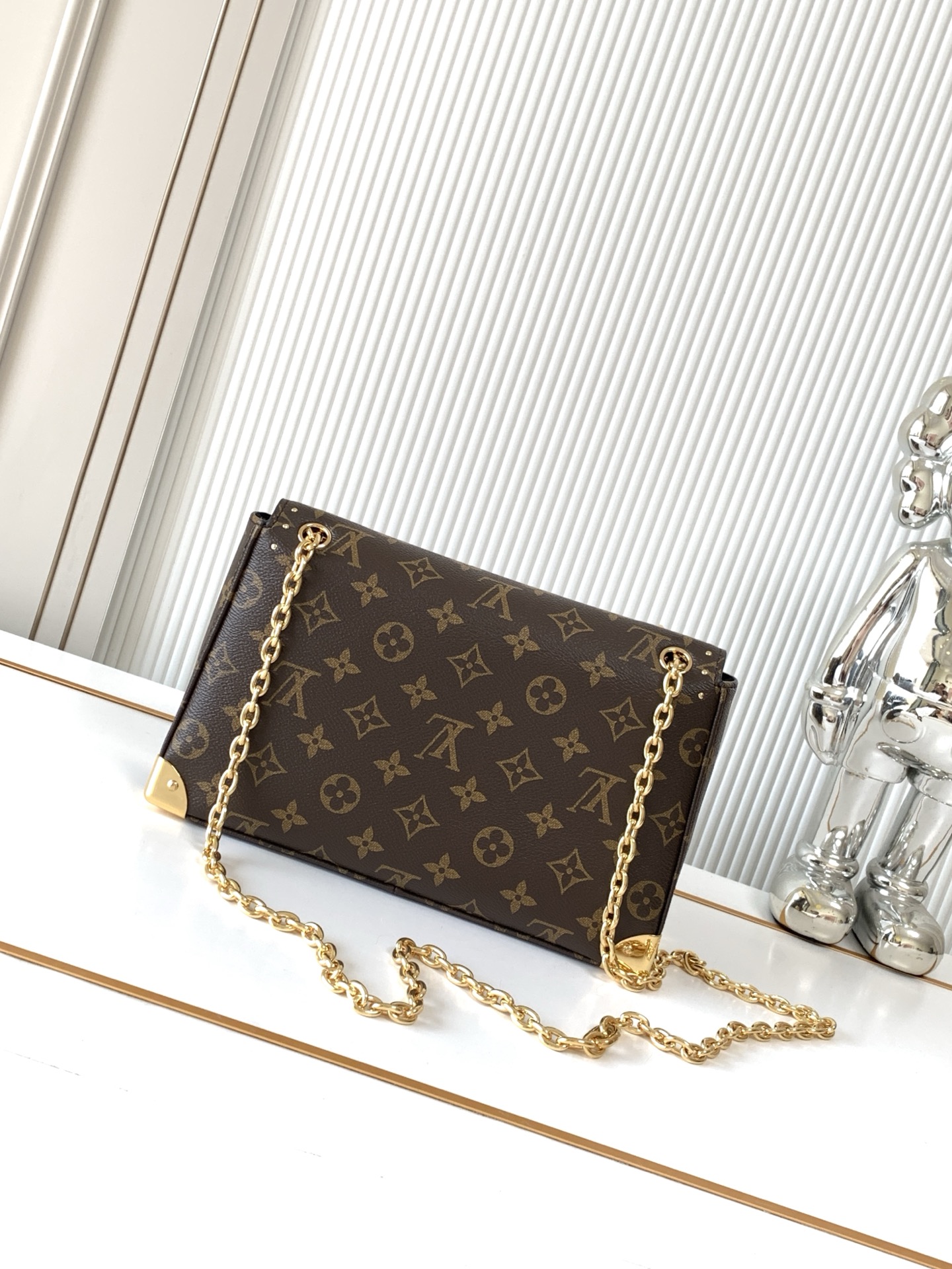 [TOP] Louis Vuitton LV Trunk Bag Monogram 27*8*16CM - Brown