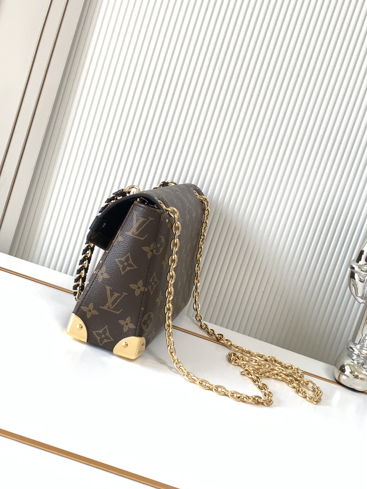 [TOP] Louis Vuitton LV Trunk Bag Monogram 27*8*16CM - Brown