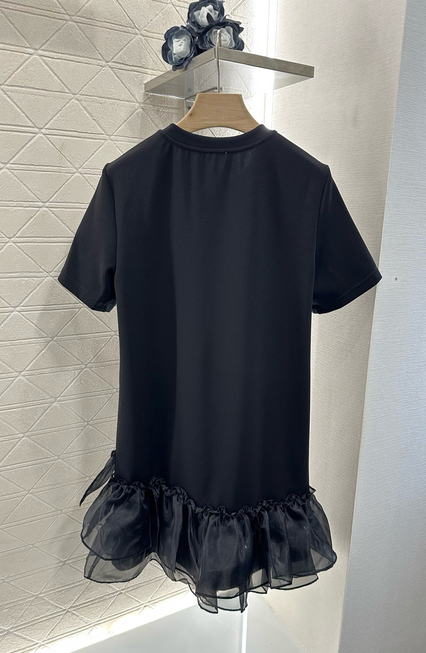 Only One [TOP] LOEWE Short-Sleeved Dress - Black - No refund or exchange