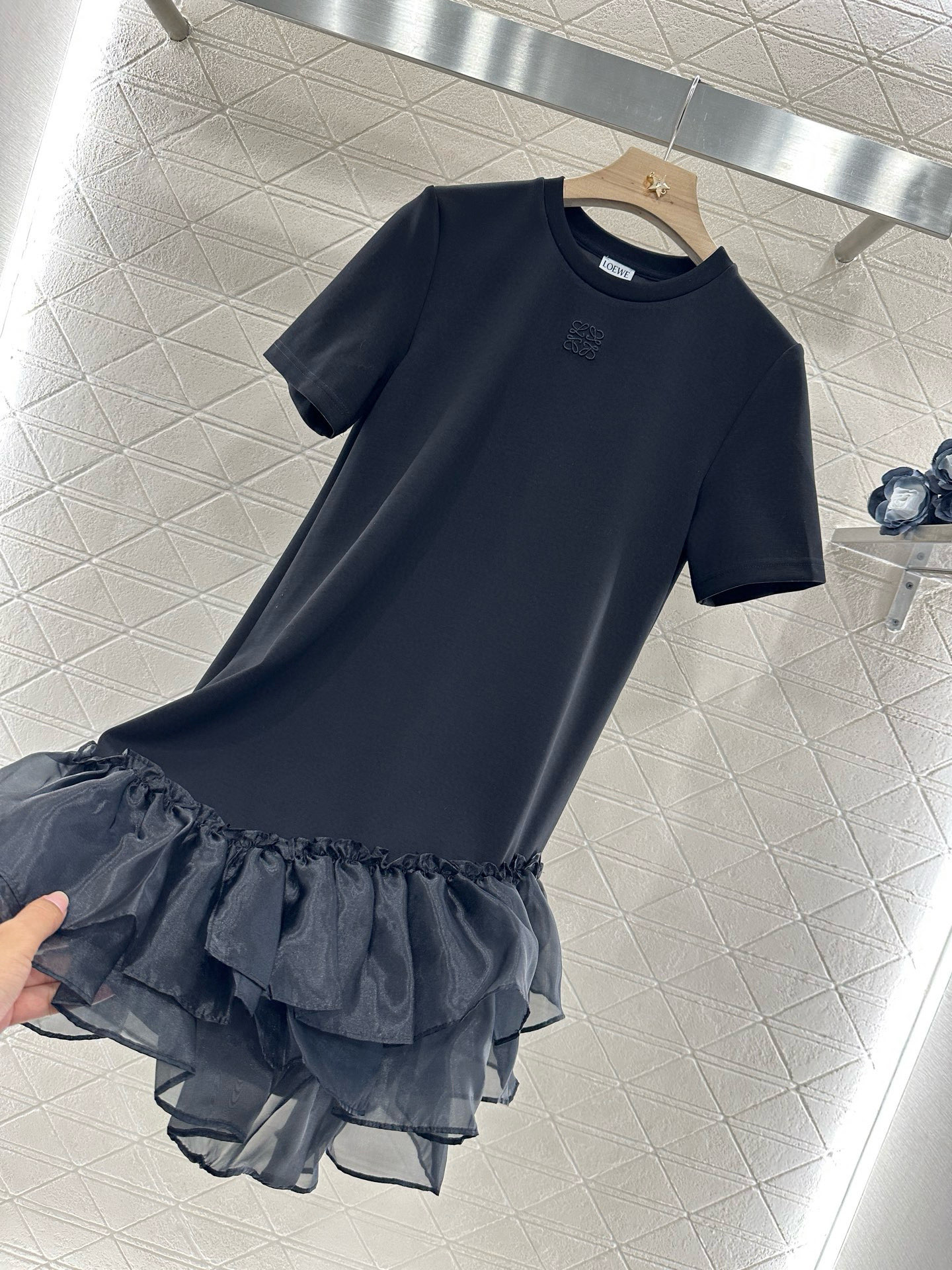 Only One [TOP] LOEWE Short-Sleeved Dress - Black - No refund or exchange