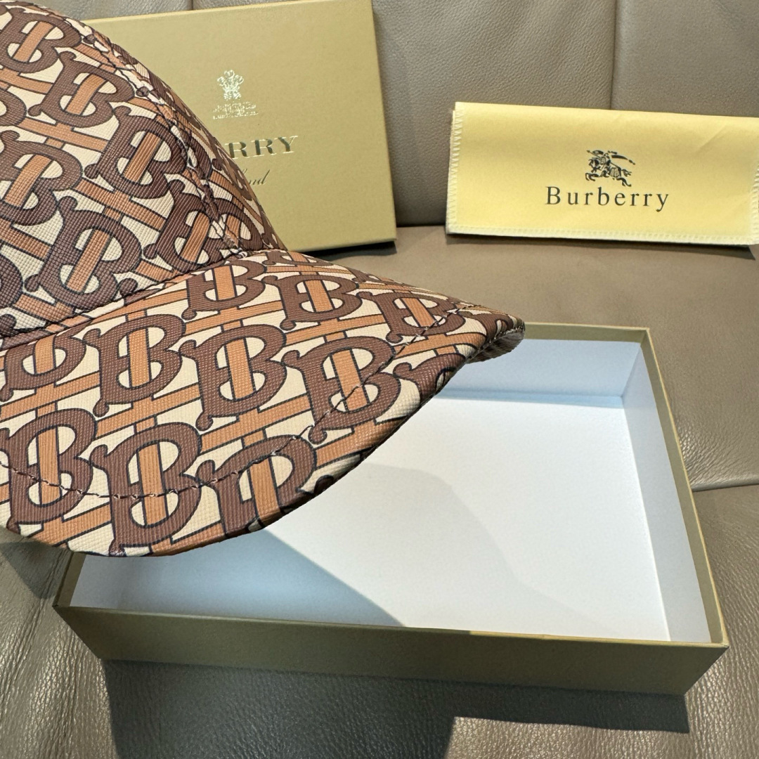 [TOP] BURBERRY Baseball Hat - 2 Colors - 711 Luxury