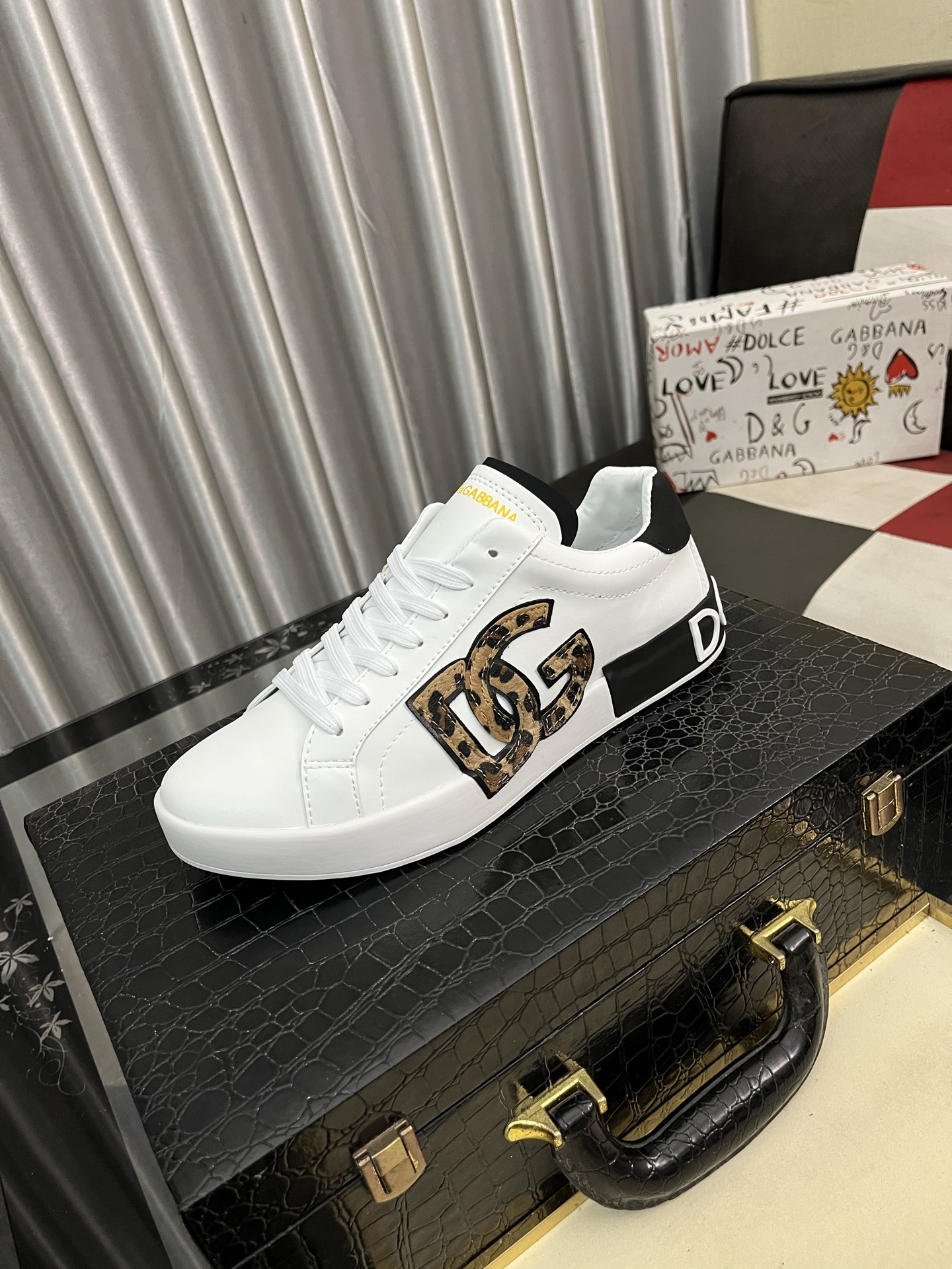 [TOP] Dolce & Gabbana D&G Men's Sports Casual Shoes - White