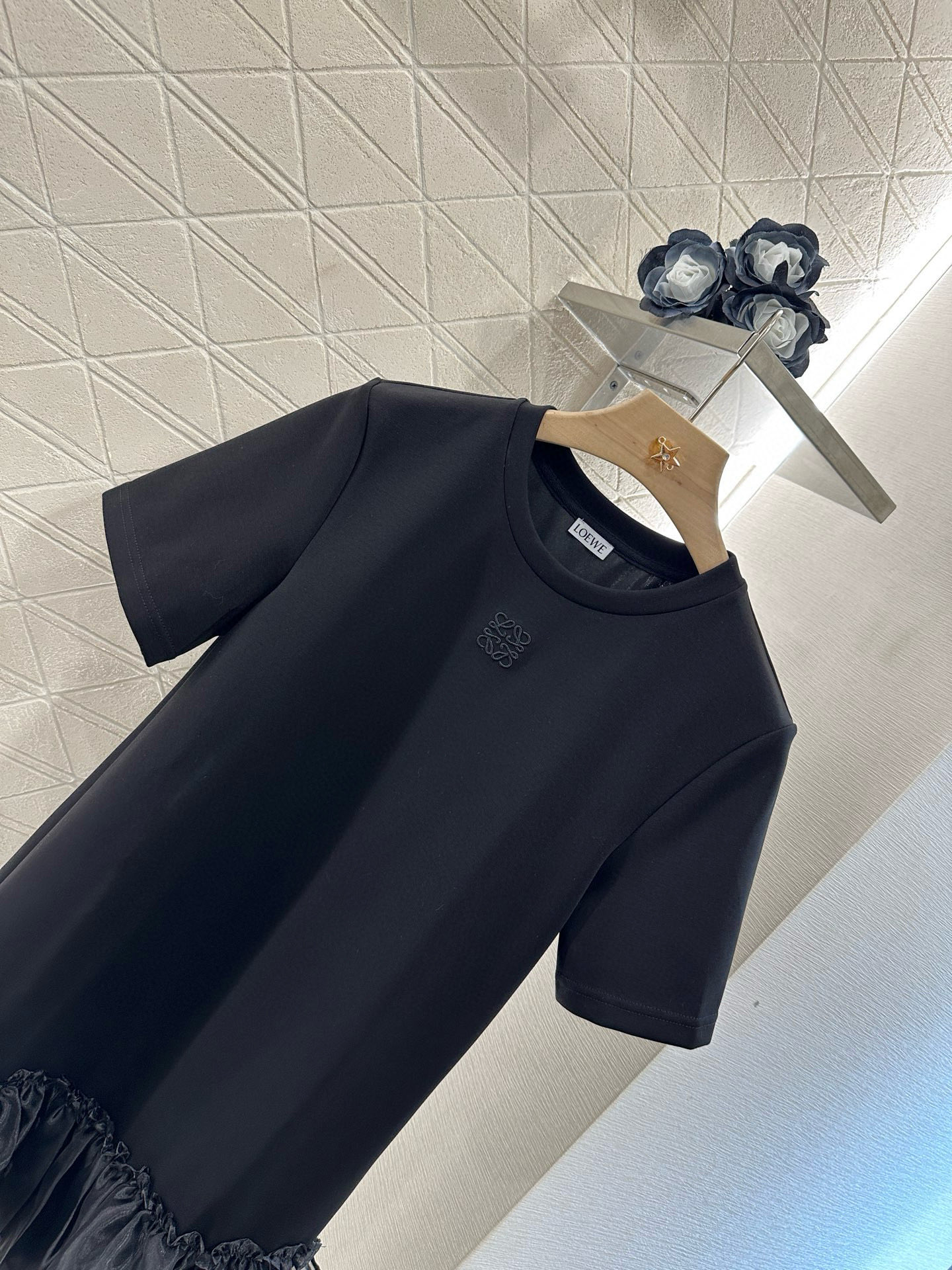 Only One [TOP] LOEWE Short-Sleeved Dress - Black - No refund or exchange