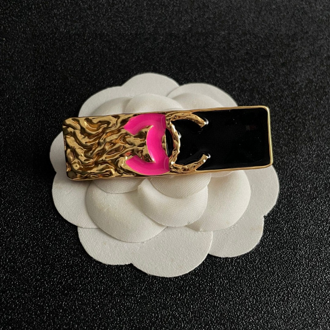 [TOP] CHANEL Hairpin - Gold