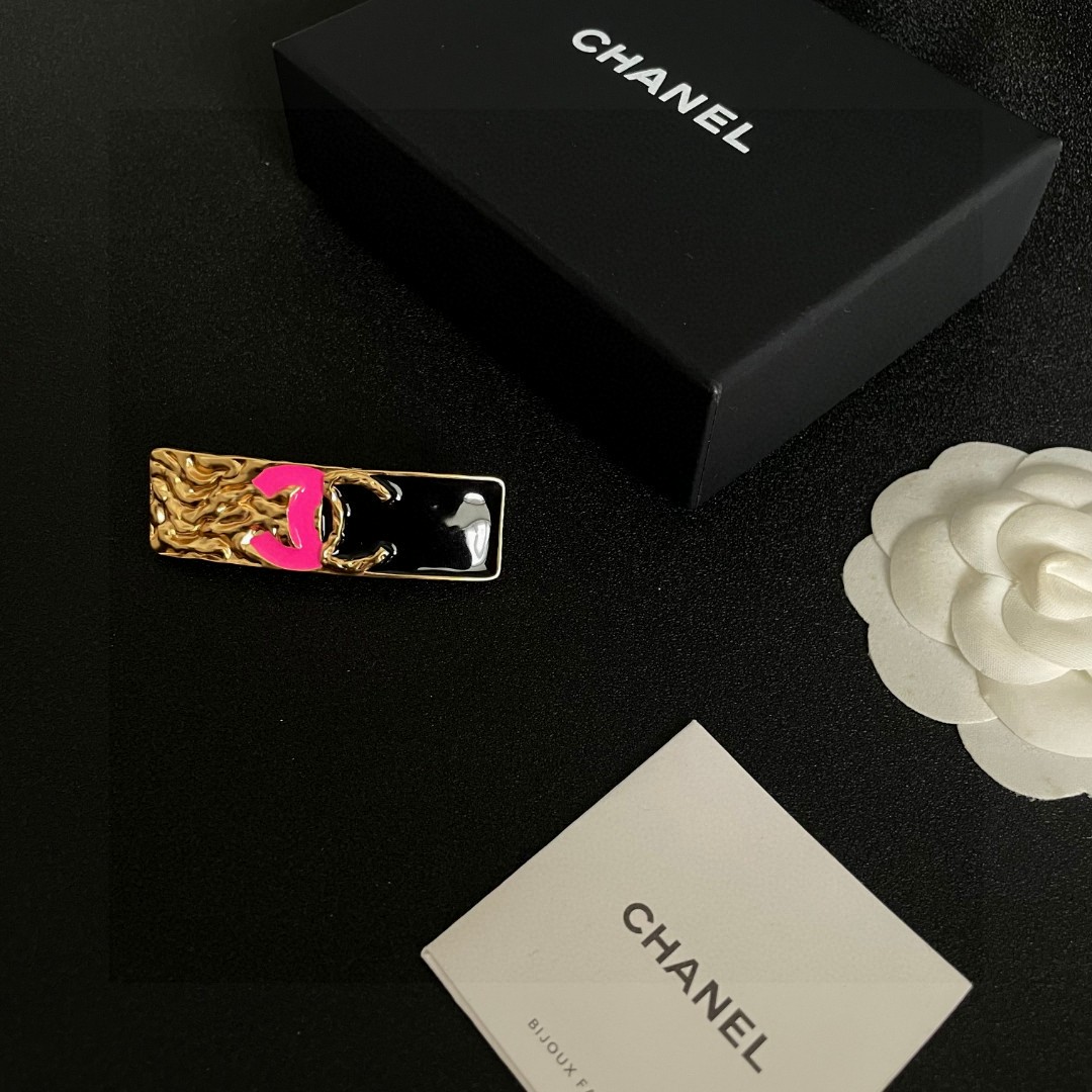 [TOP] CHANEL Hairpin - Gold