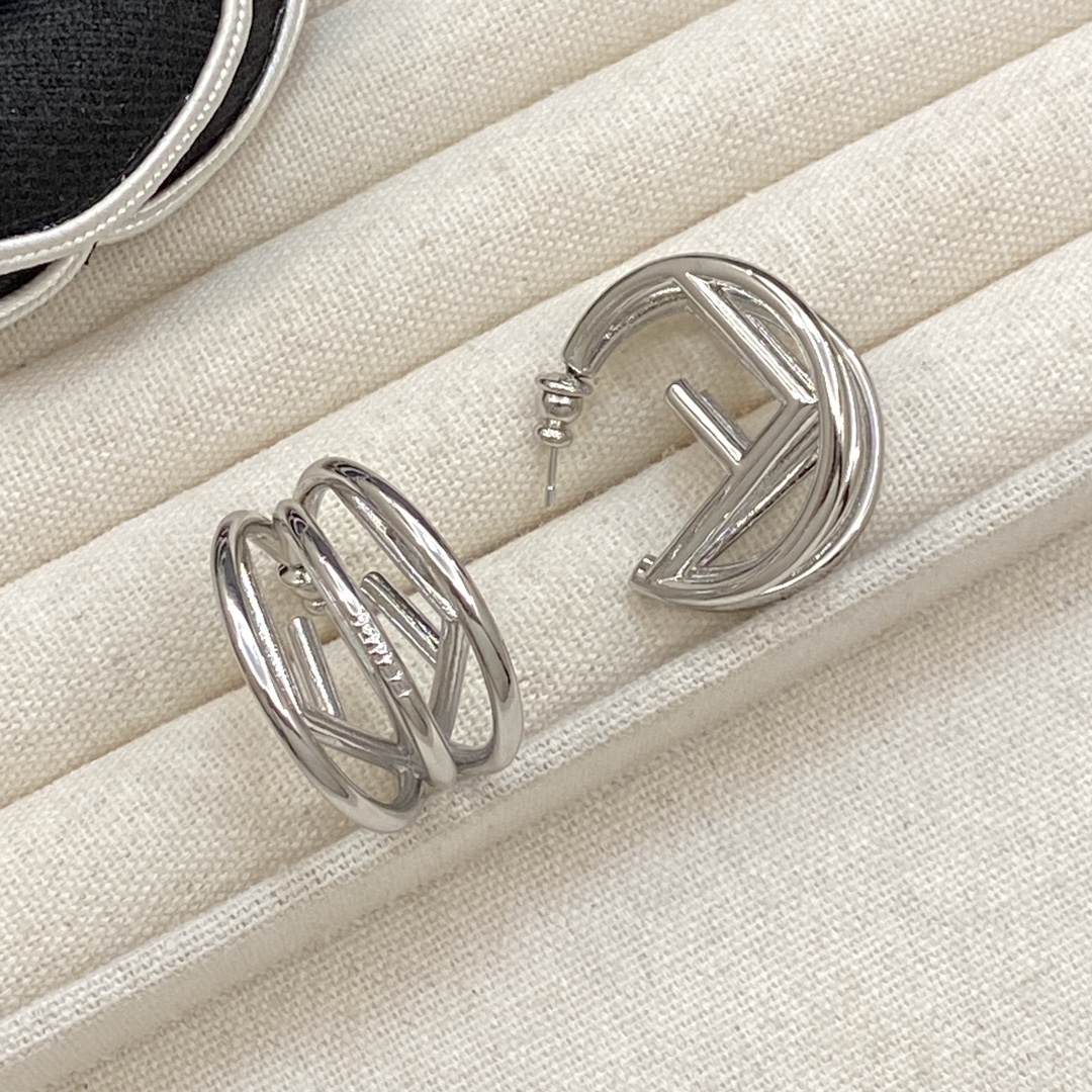 [TOP] FENDI FF Earrings - 2 Colors