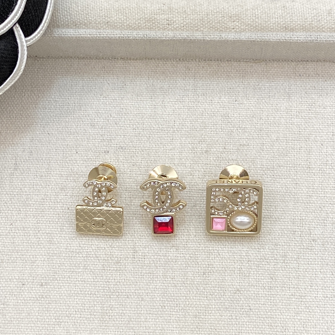 [TOP] CHANEL Brooch Set - Gold
