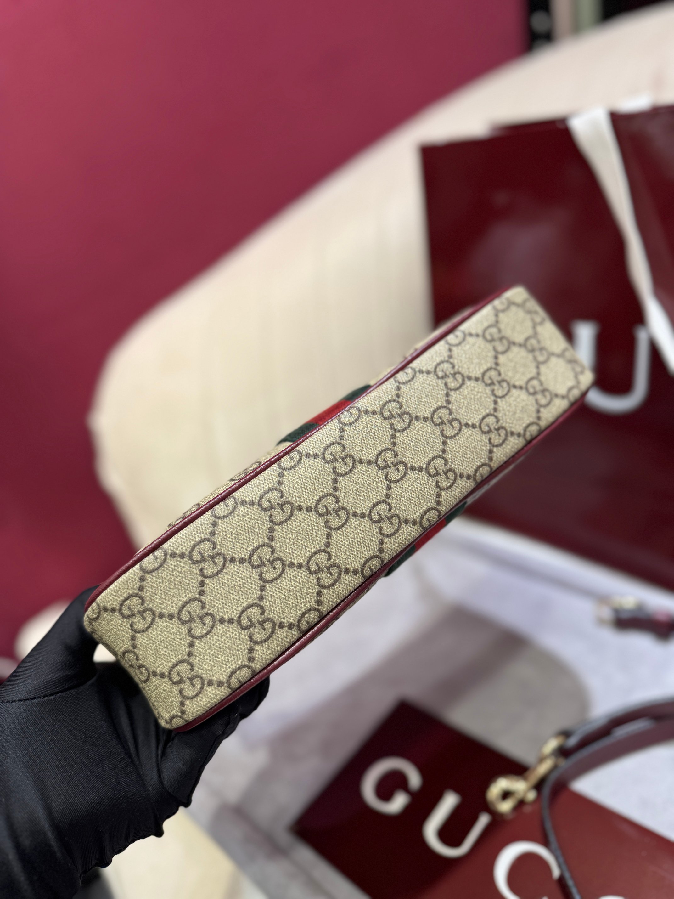 [TOP] GUCCI Ophidia Shoulder Bag 26 x 15 x 6.5 cm - Brown