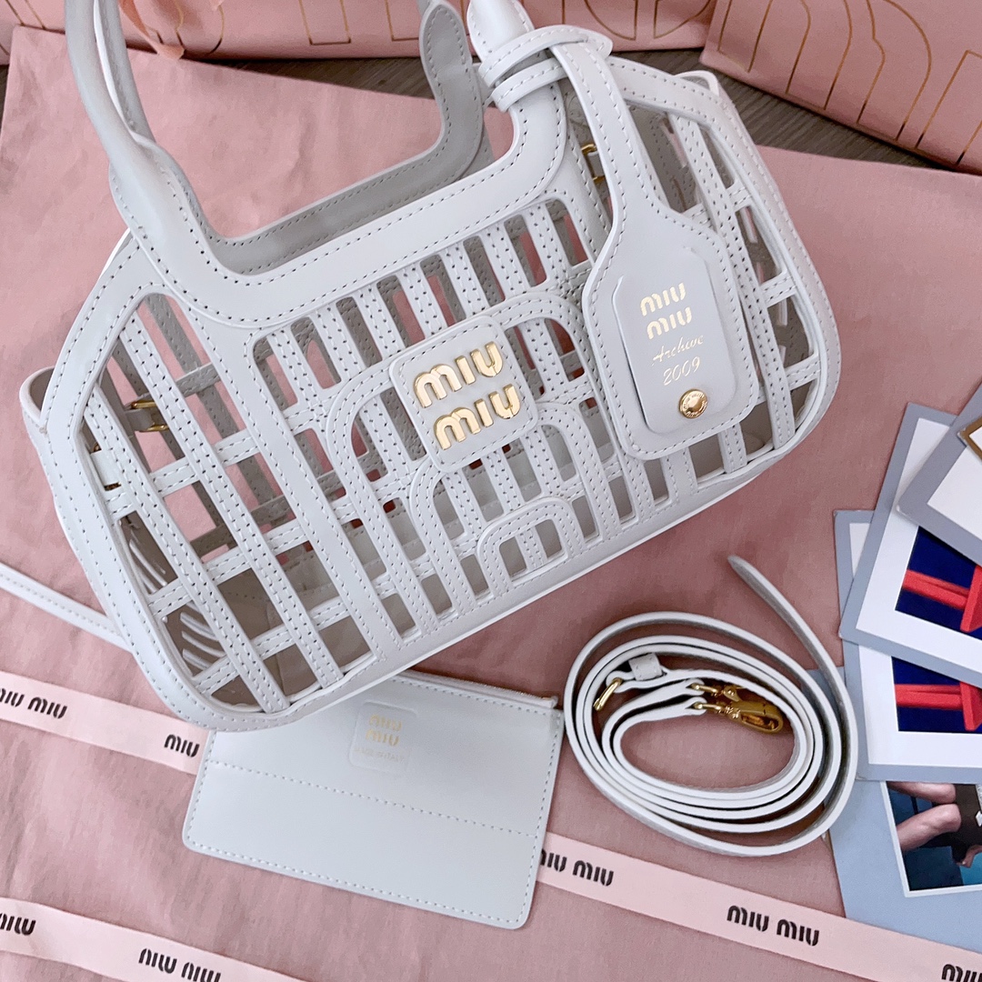 [TOP] Miu Miu Basket Bag 24 X12.5 X 9 cm - 3 Colour